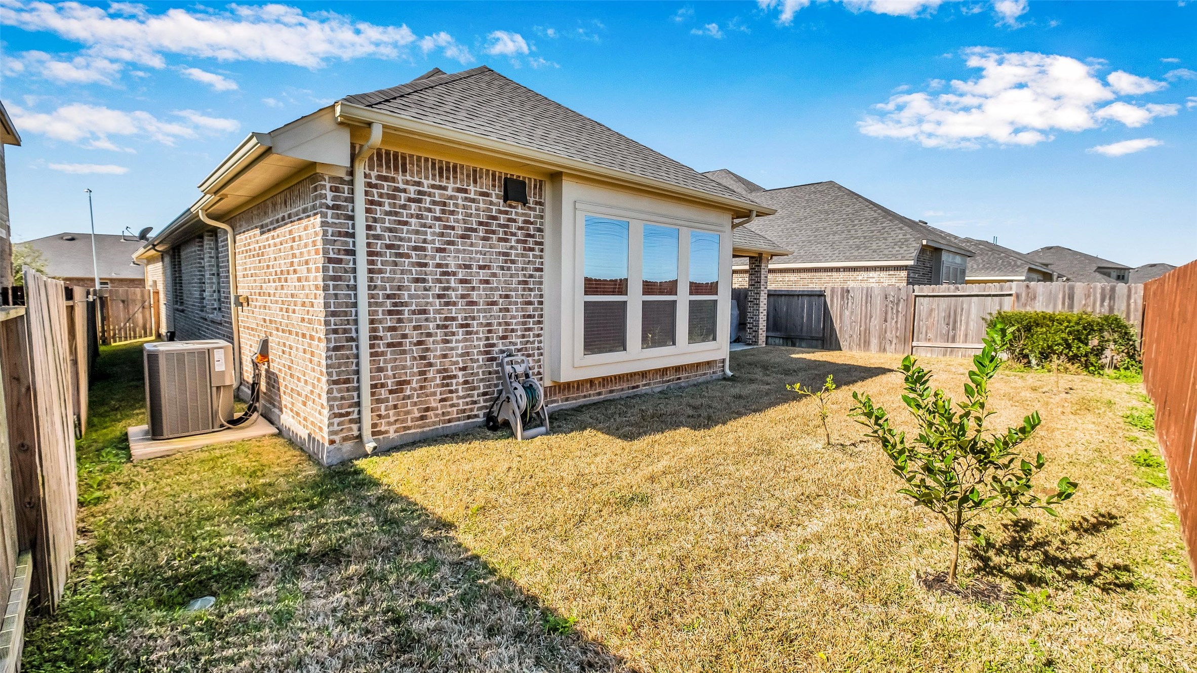 8807 Seguin Cove Lane Property Photo 27
