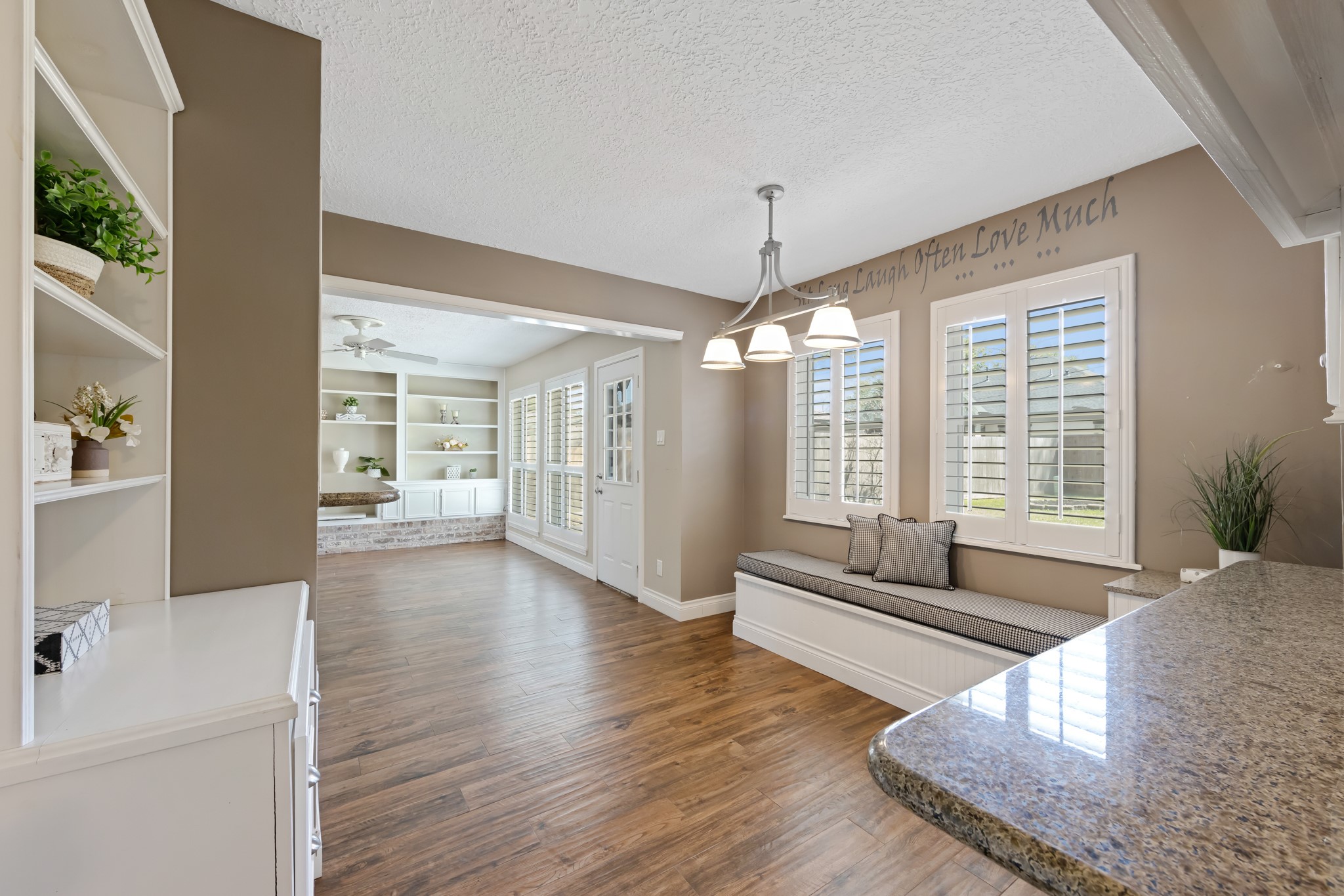 12519 Ravensway Drive Property Photo 12