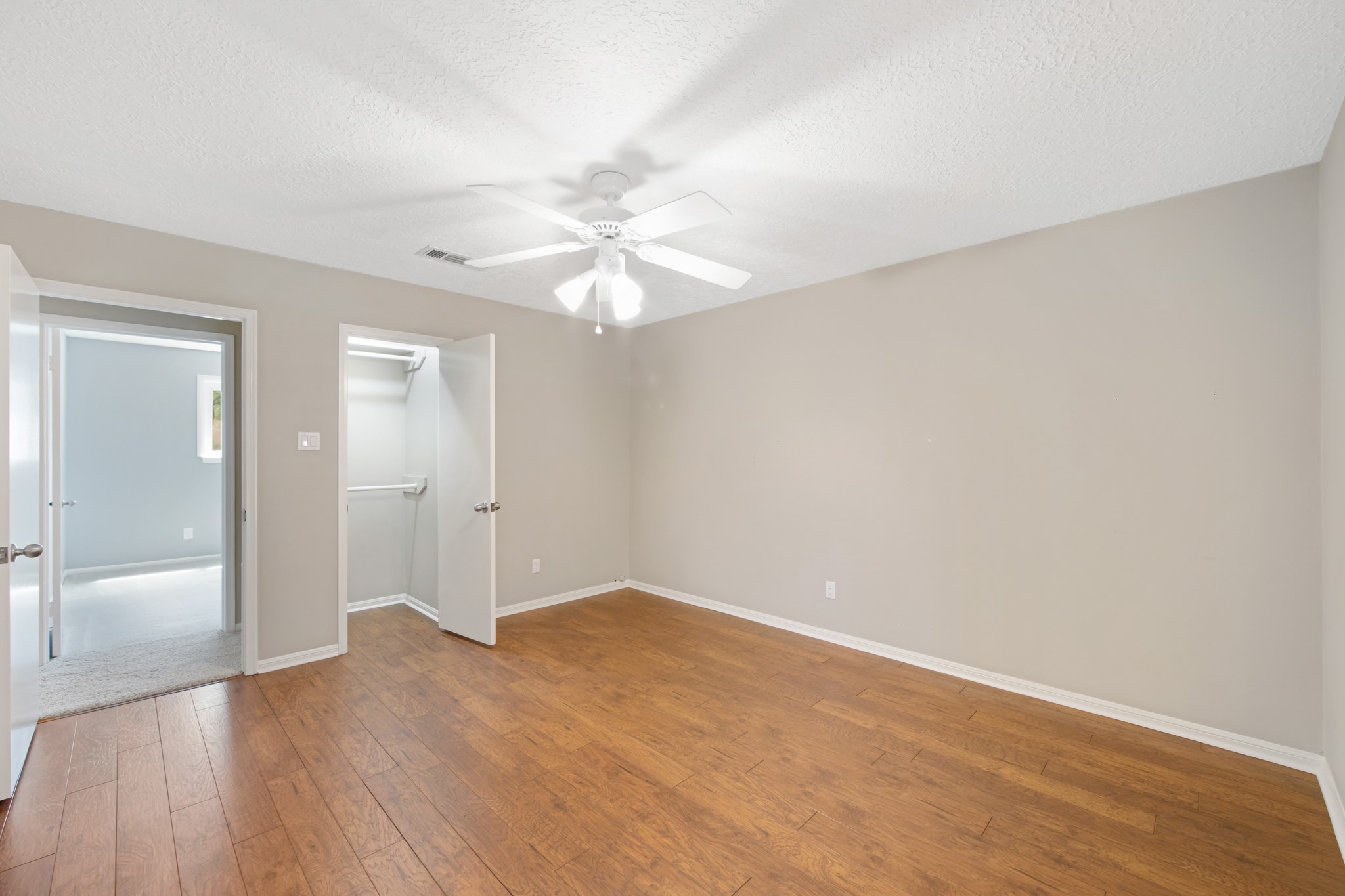 12519 Ravensway Drive Property Photo 29