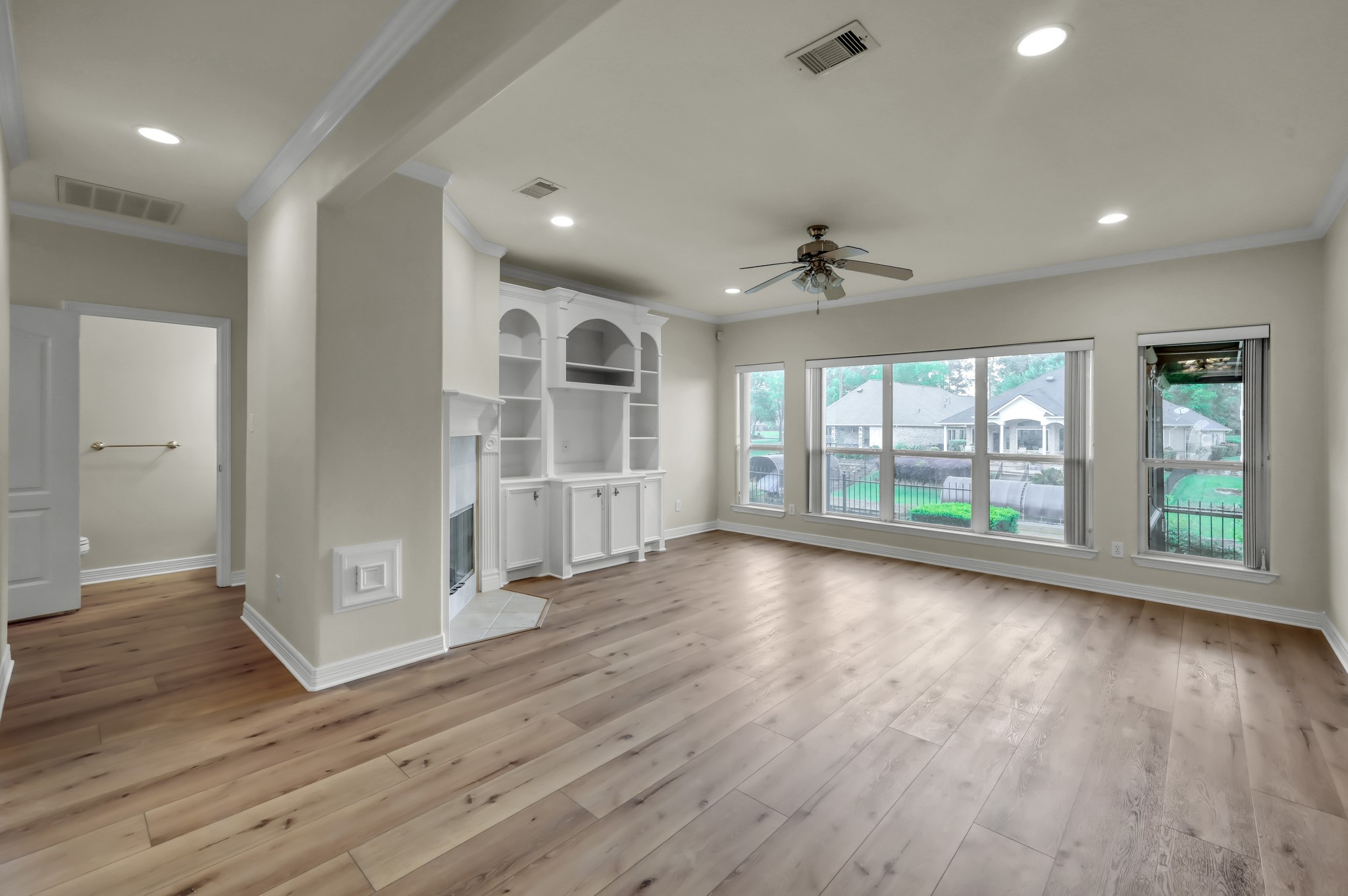 6075 Longmire Trail Property Photo 7