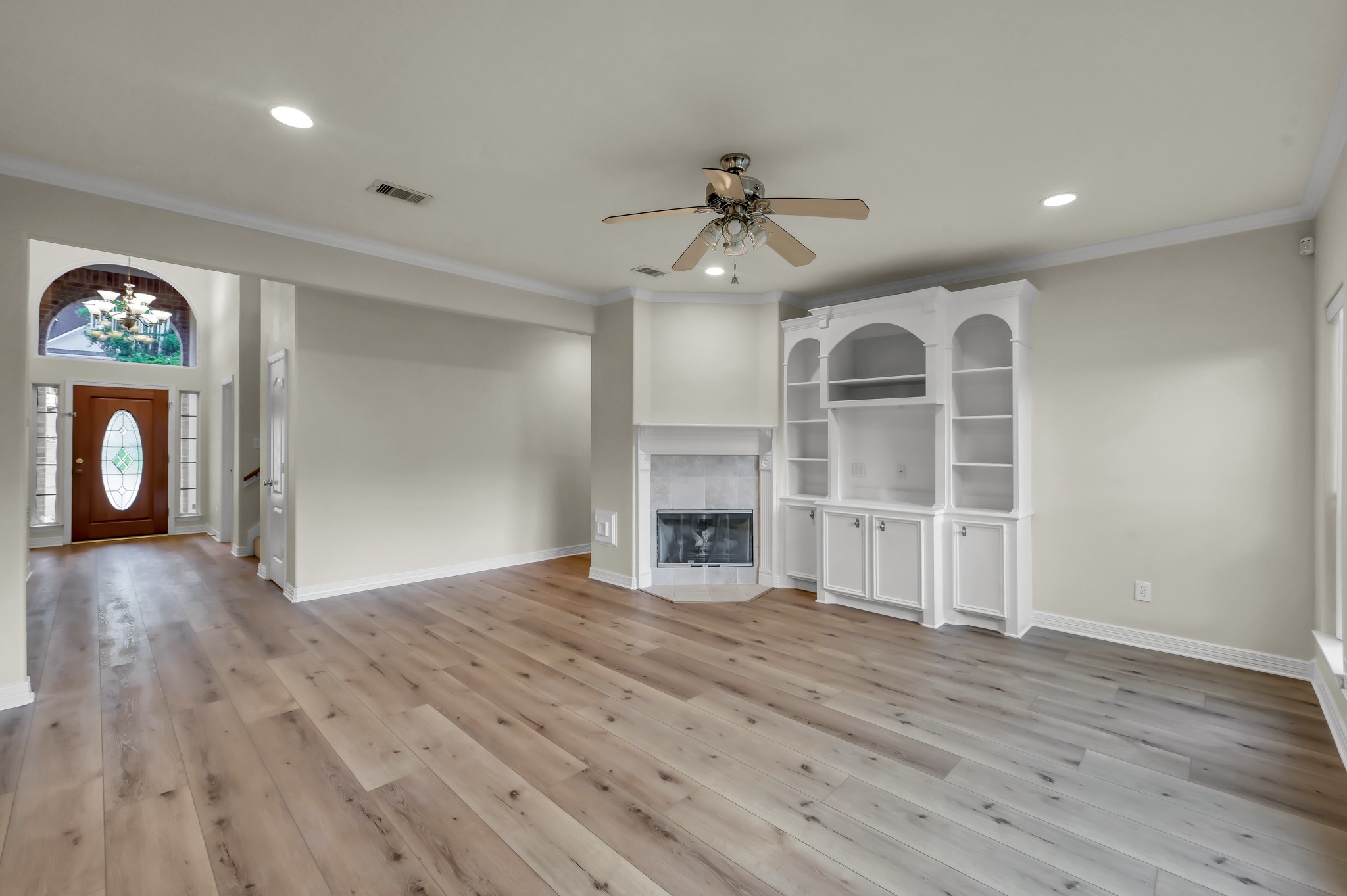 6075 Longmire Trail Property Photo 10