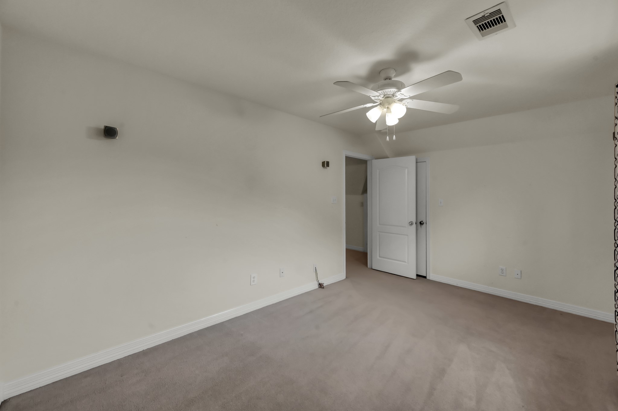 6075 Longmire Trail Property Photo 28