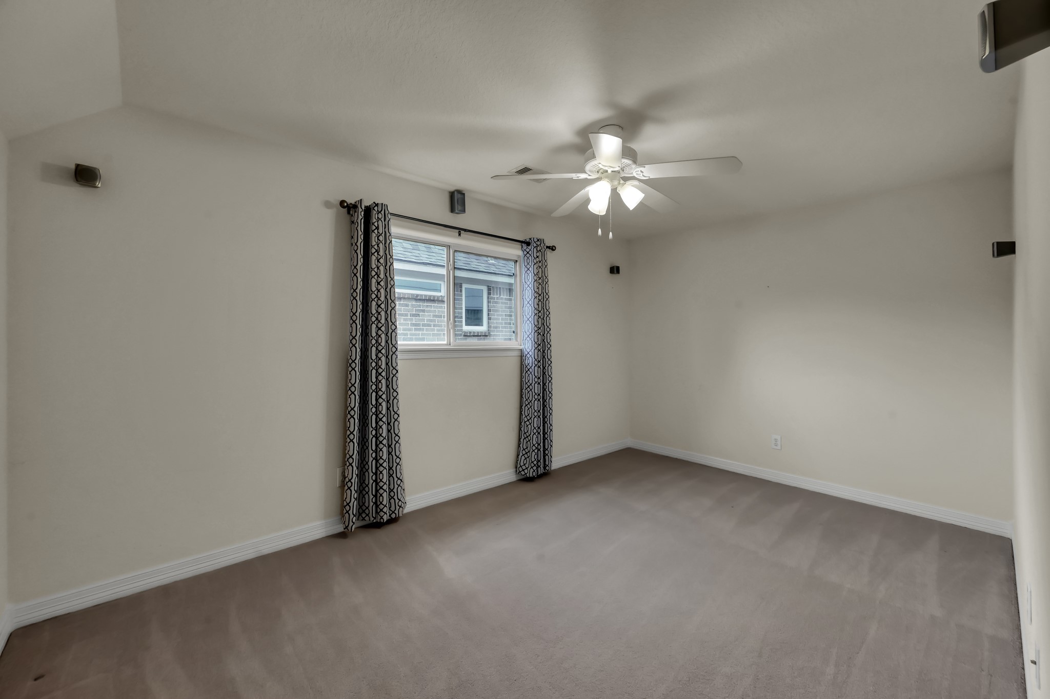 6075 Longmire Trail Property Photo 29