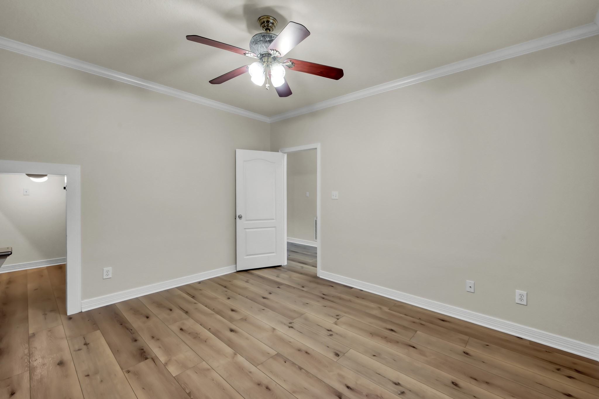 6075 Longmire Trail Property Photo 39