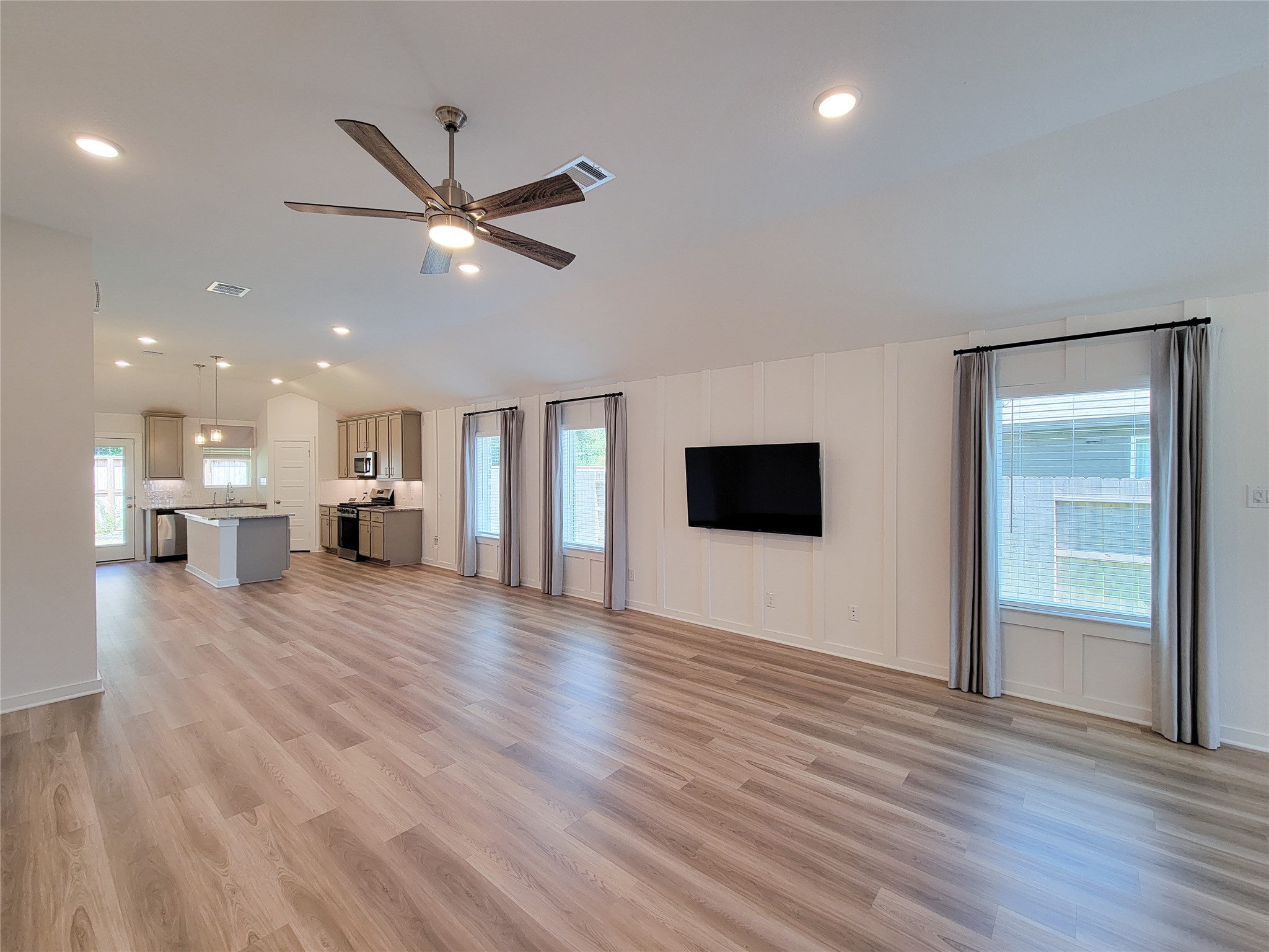 1706 Serenity Moon Drive Property Photo 10