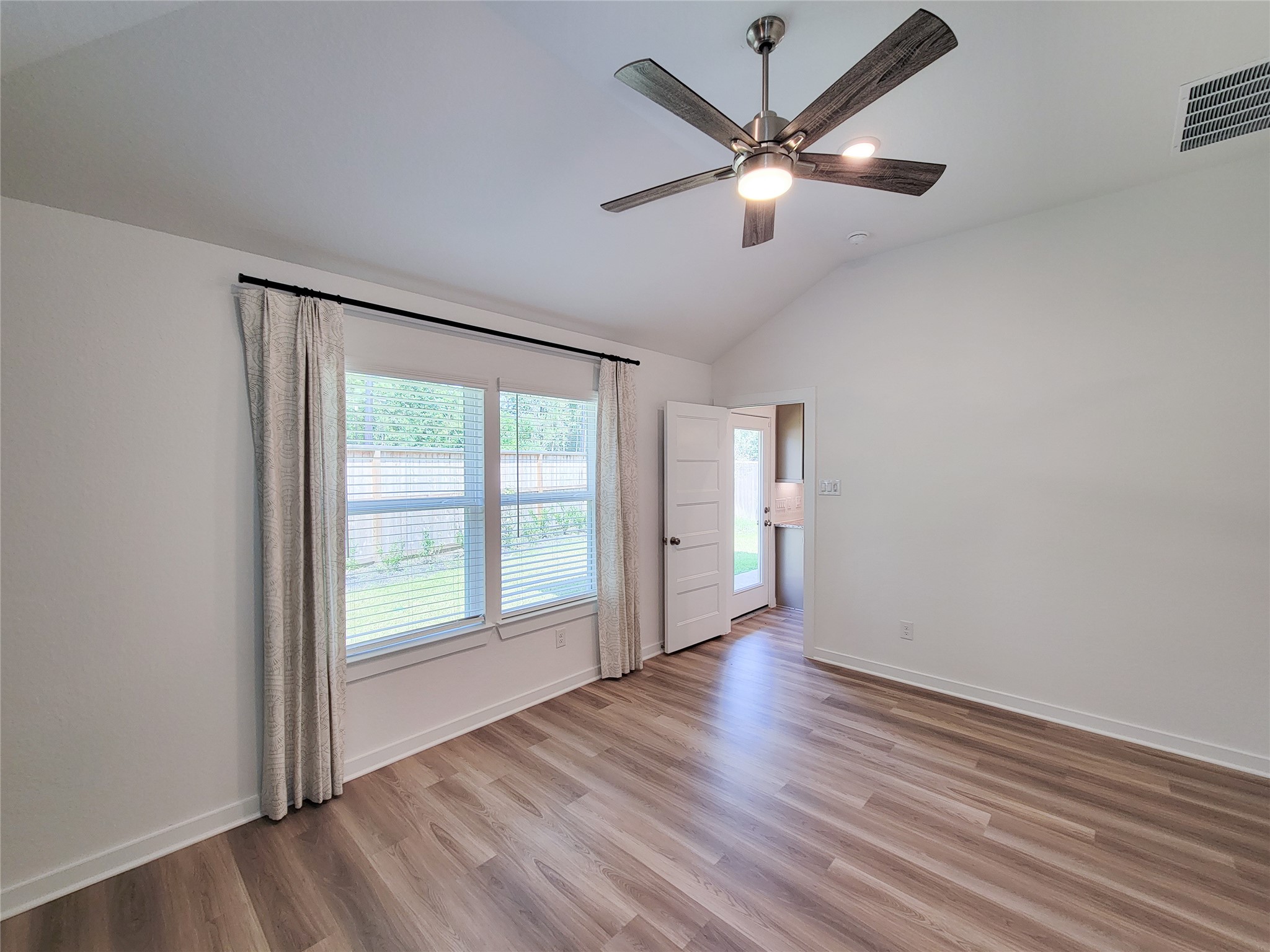 1706 Serenity Moon Drive Property Photo 23