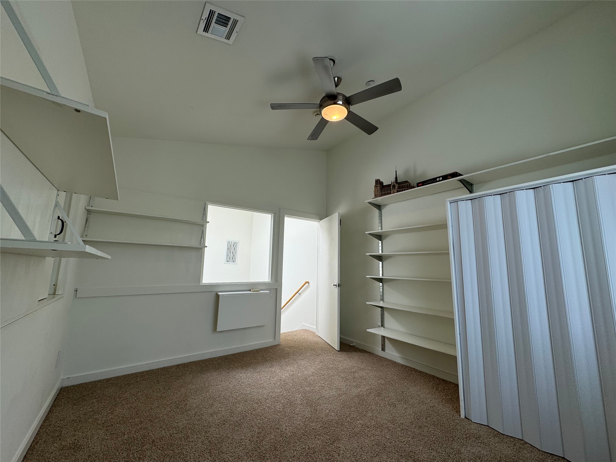 4516 Montrose Boulevard Property Photo 9