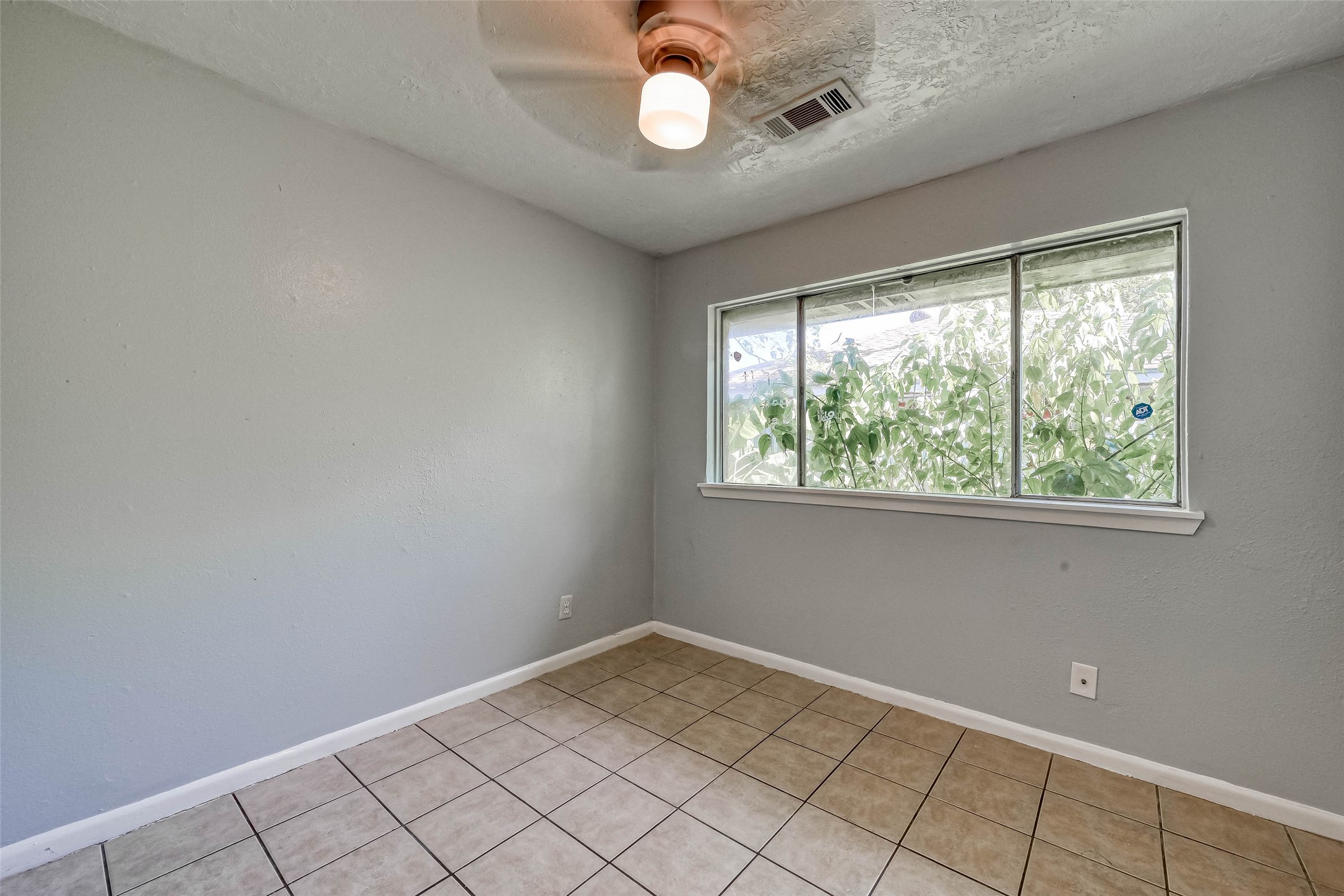 10613 Buffum Street Property Photo 6