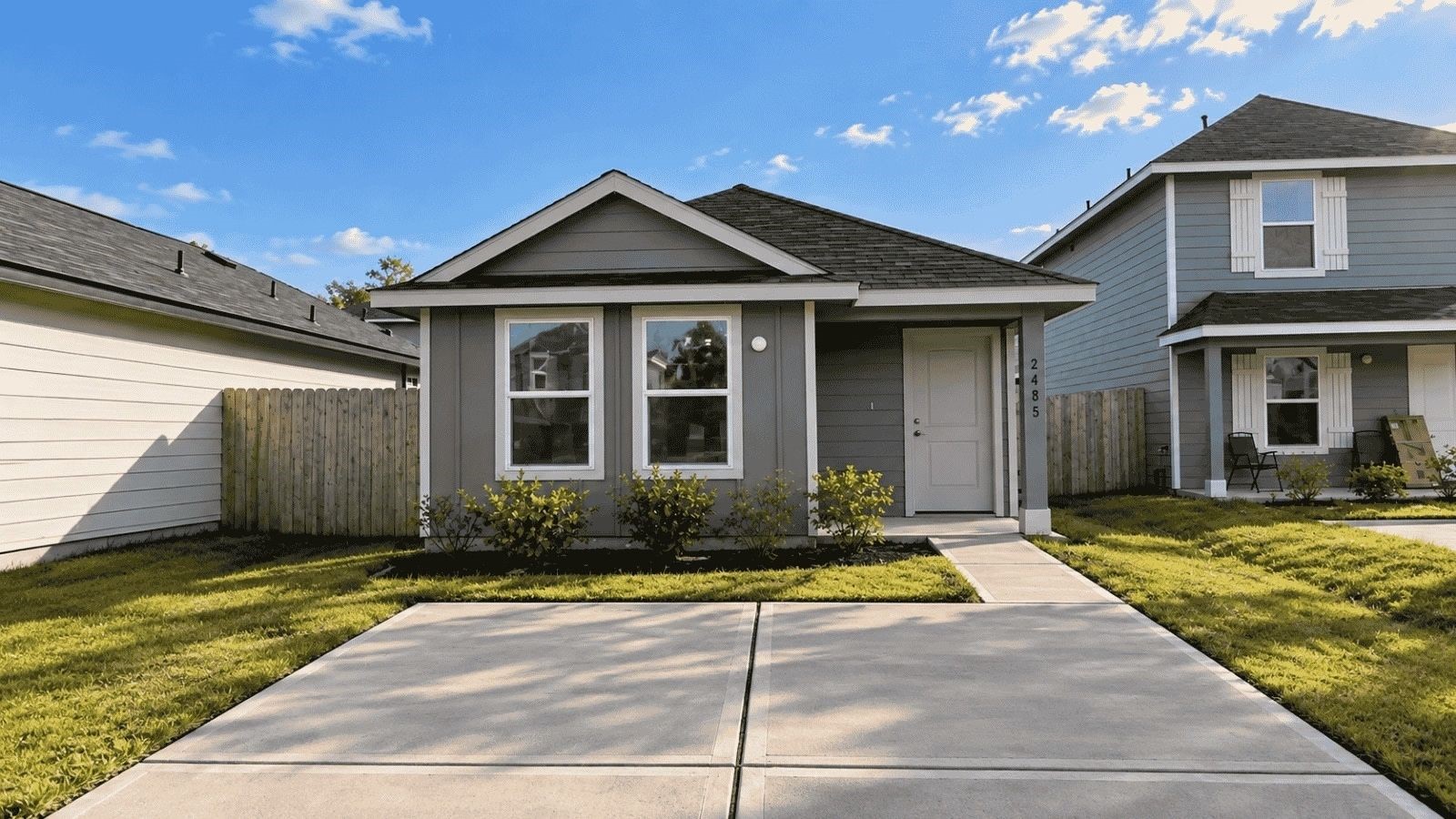2485 Twin Court Property Photo 1