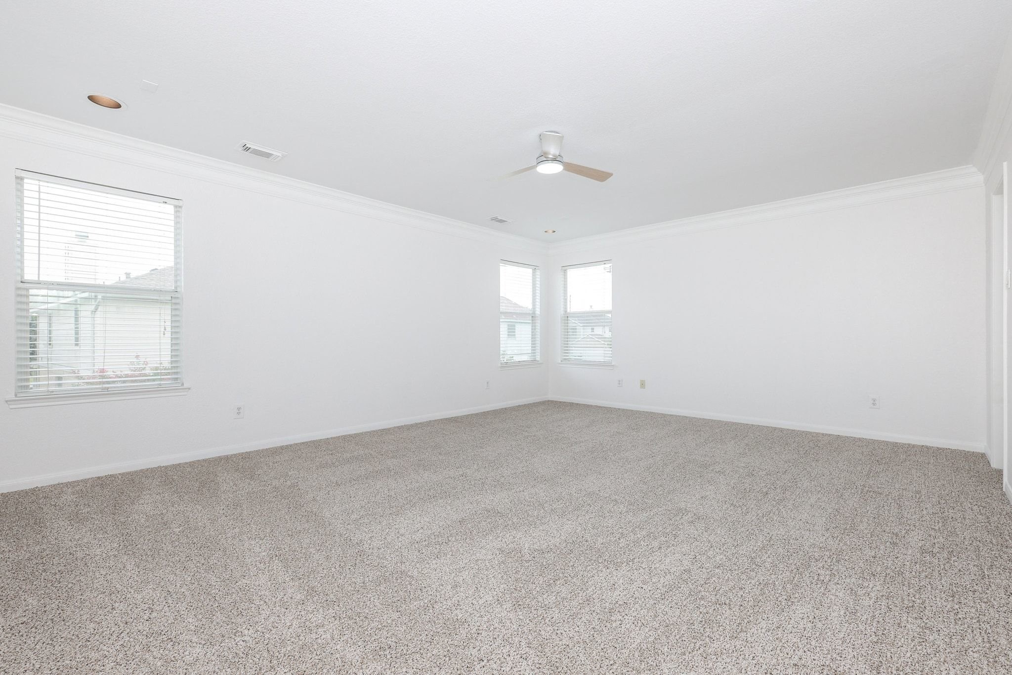 2814 Crestbrook Bend Lane Property Photo 24