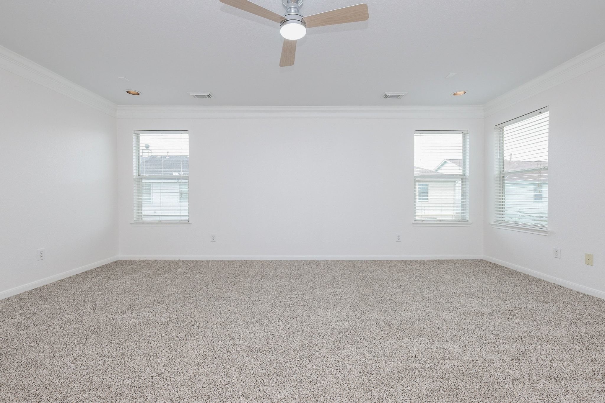 2814 Crestbrook Bend Lane Property Photo 26