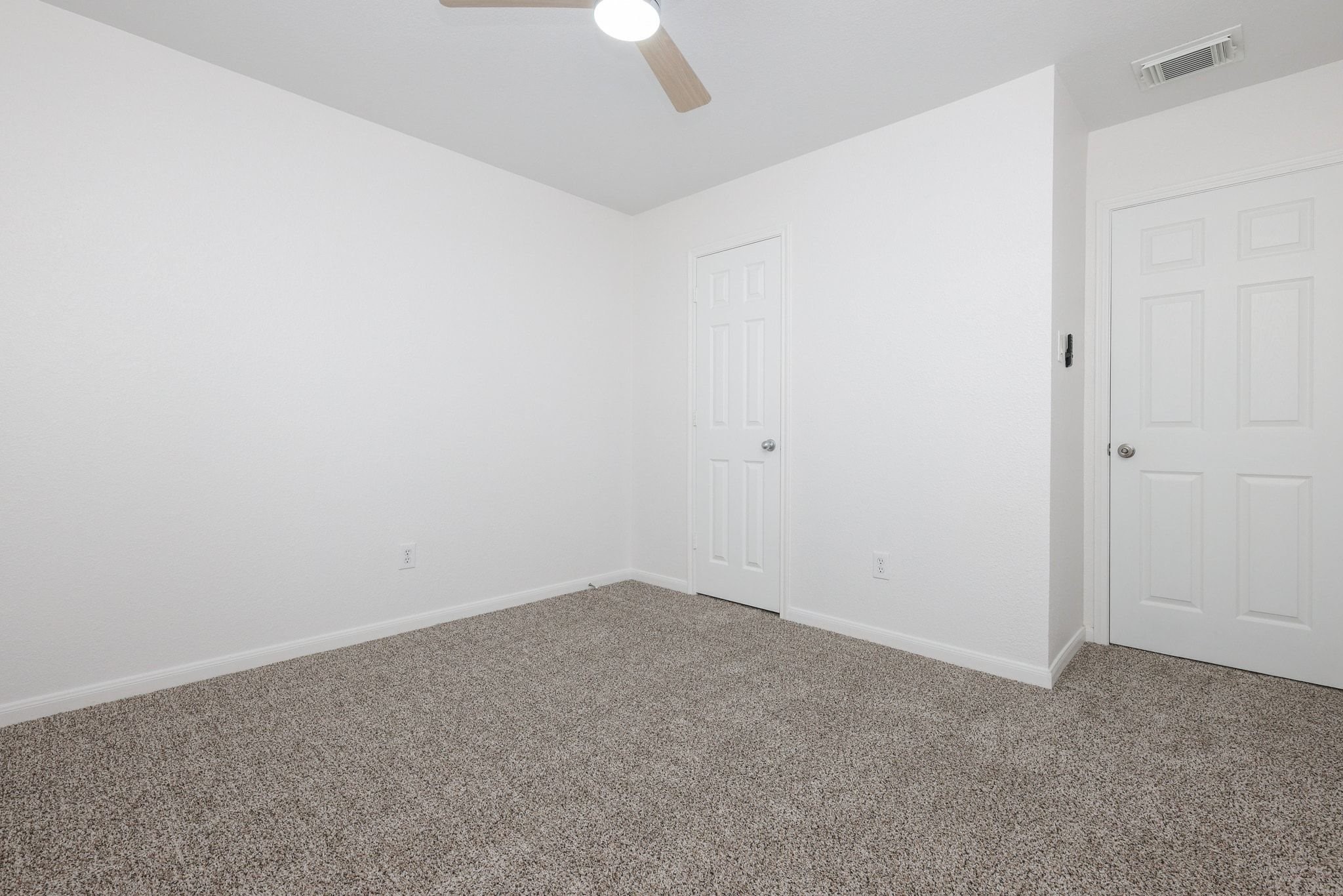 2814 Crestbrook Bend Lane Property Photo 37
