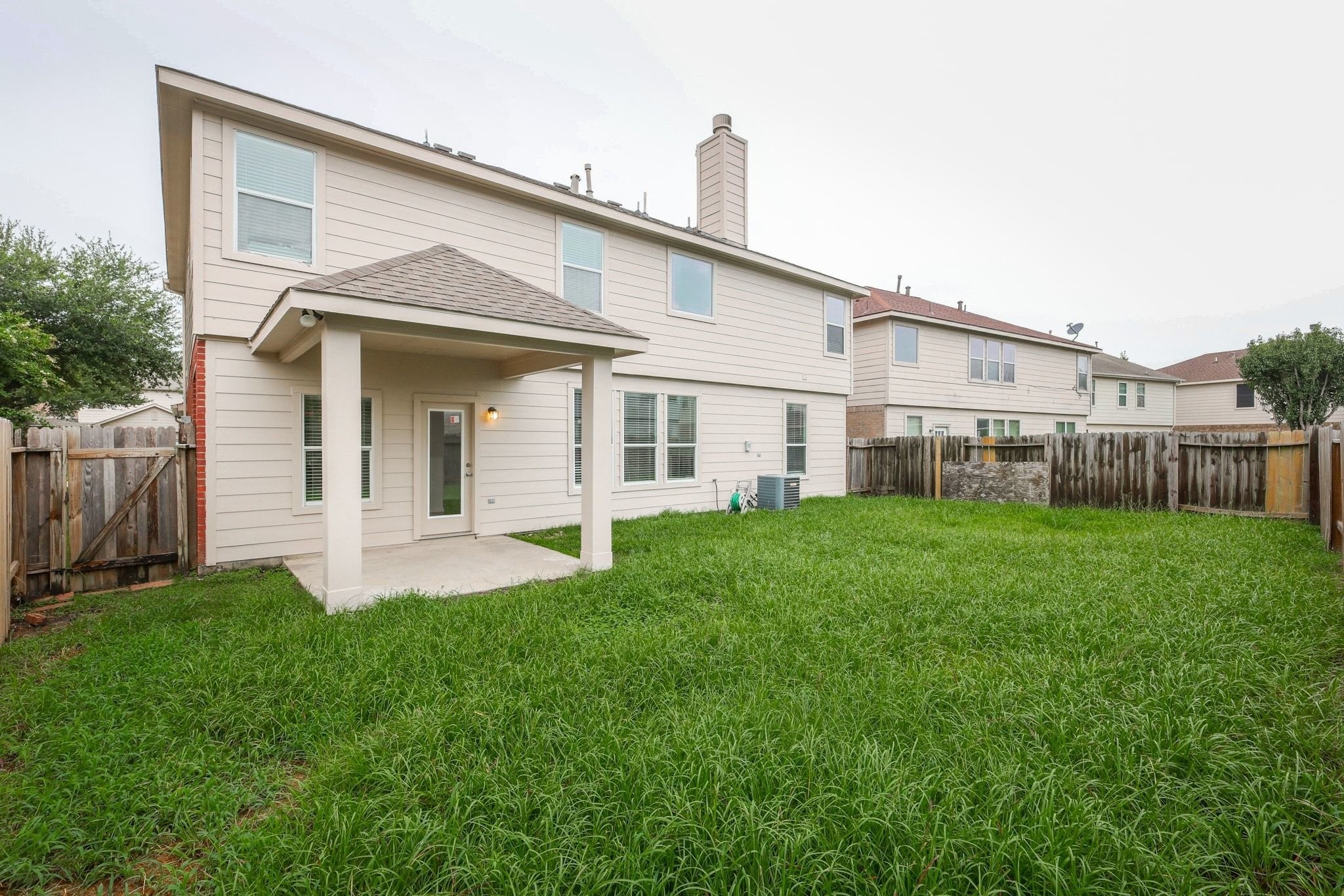 2814 Crestbrook Bend Lane Property Photo 47
