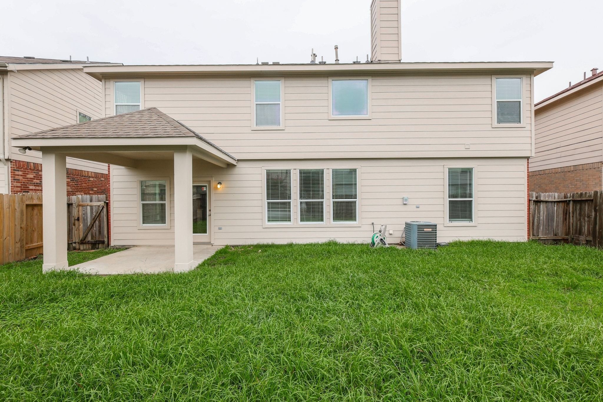 2814 Crestbrook Bend Lane Property Photo 48