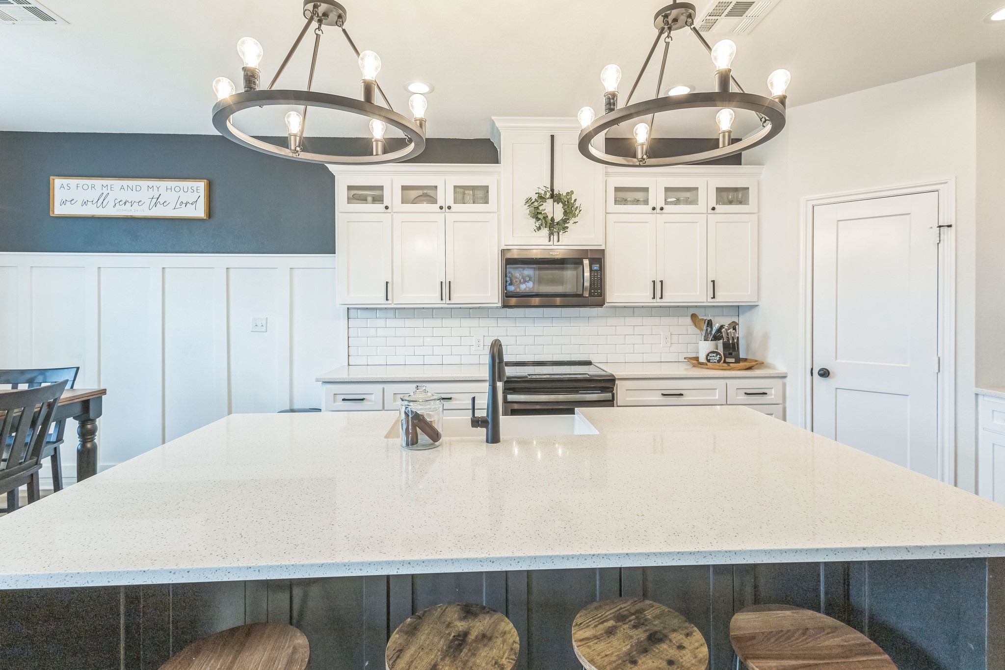 378 Cavitt Court Property Photo 8