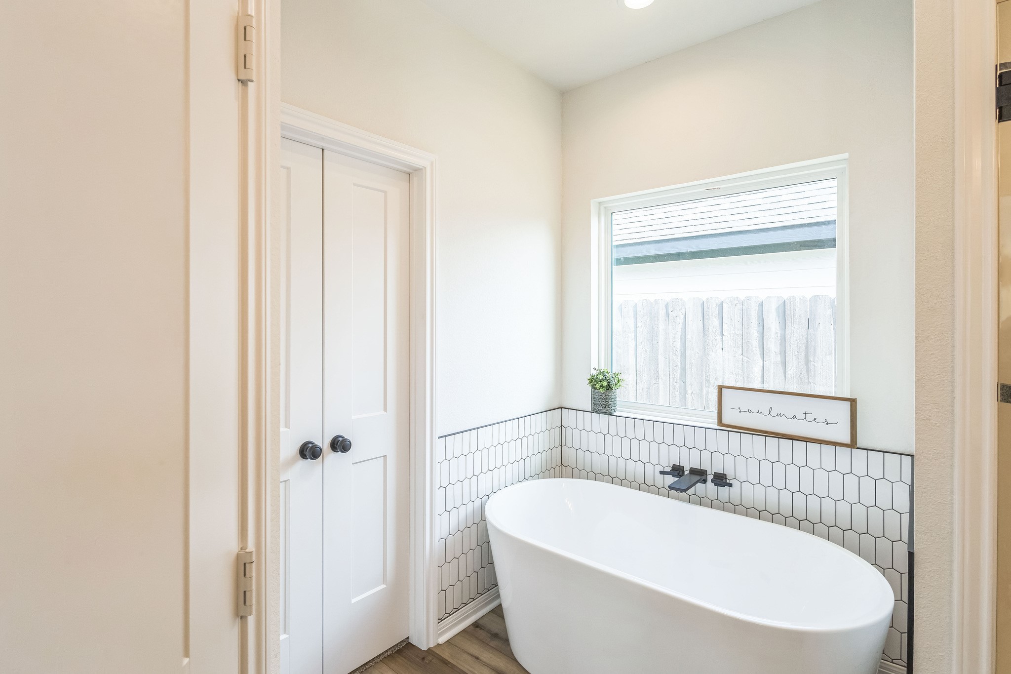 378 Cavitt Court Property Photo 20