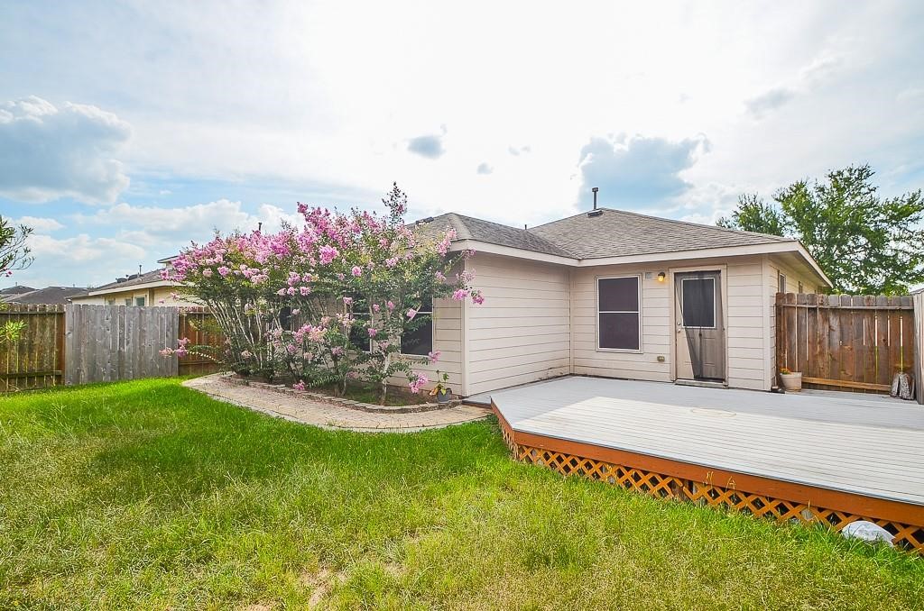 7306 Cypress Prairie Drive Property Photo 4