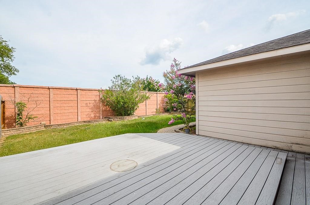 7306 Cypress Prairie Drive Property Photo 5
