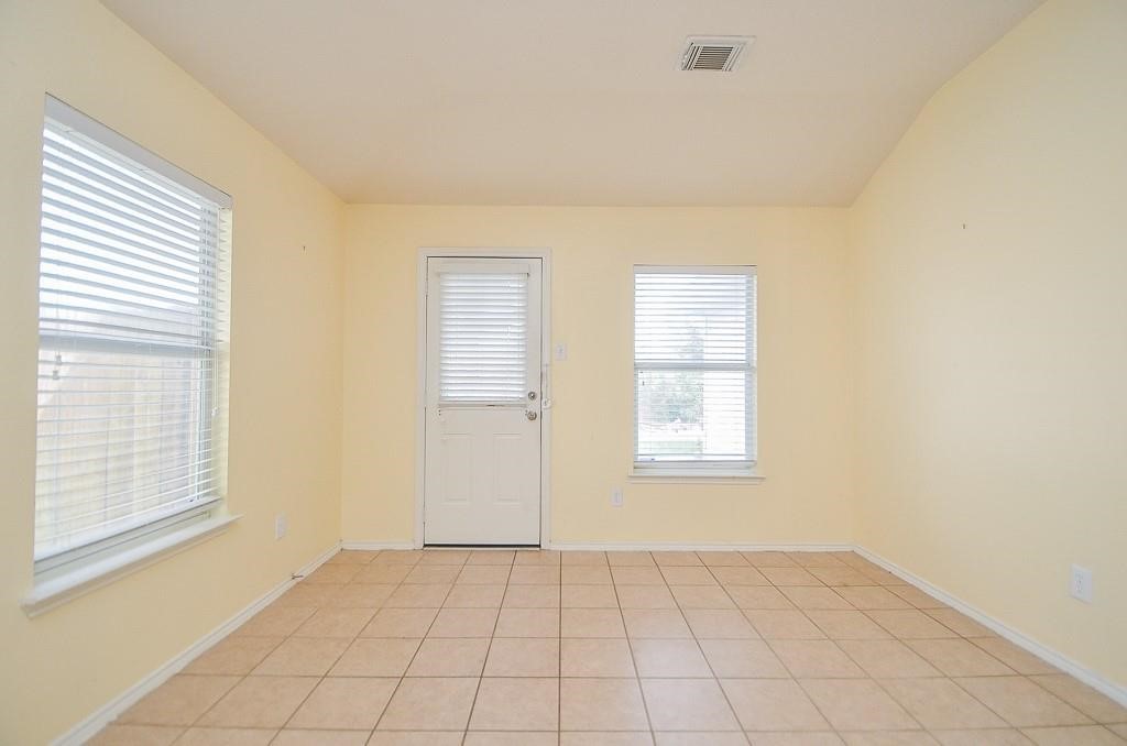 7306 Cypress Prairie Drive Property Photo 13
