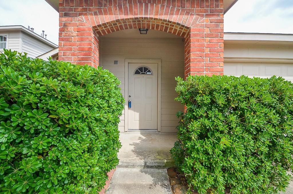 7306 Cypress Prairie Drive Property Photo 17
