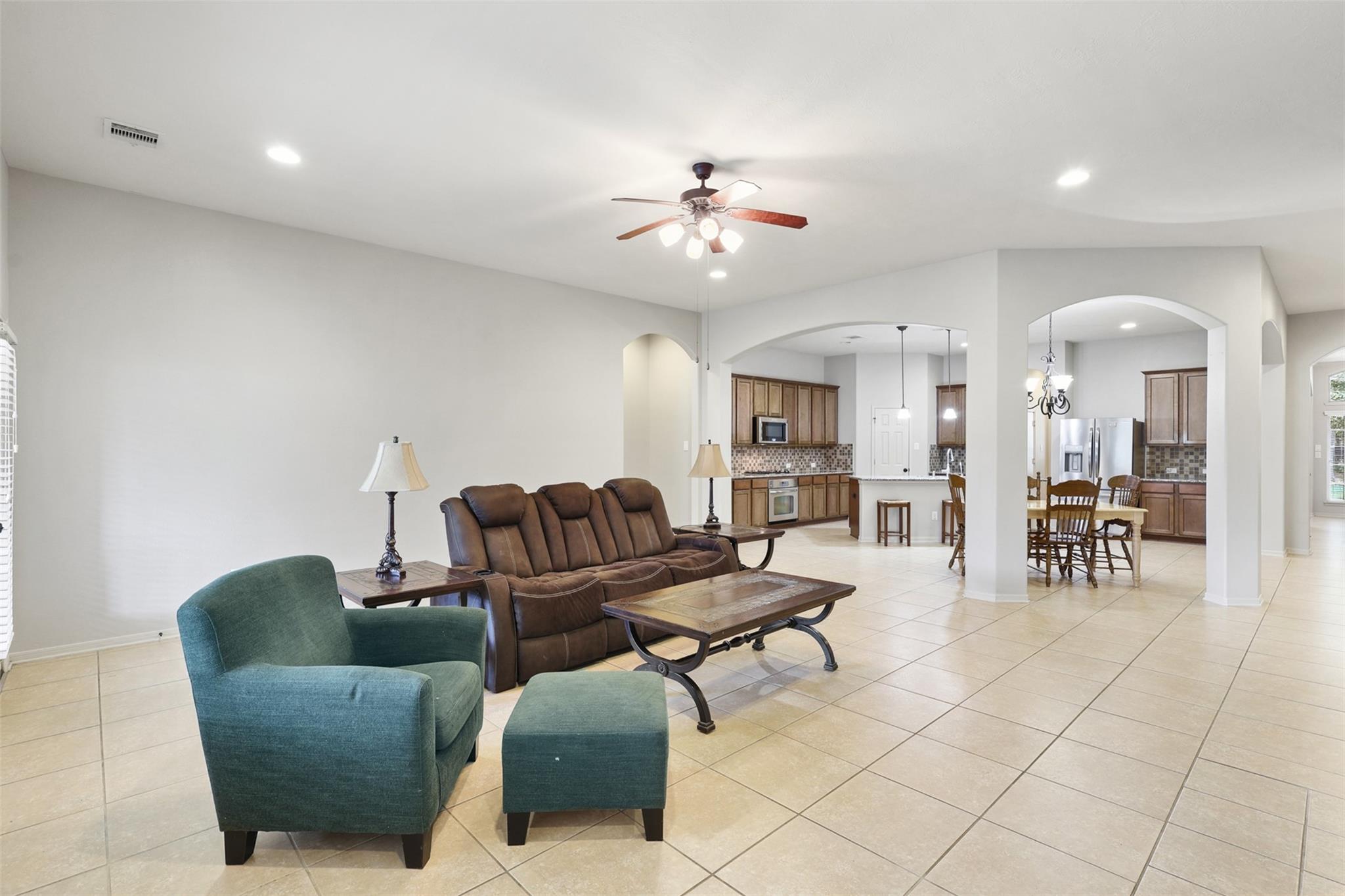 2902 Red Maple Drive Property Photo 17