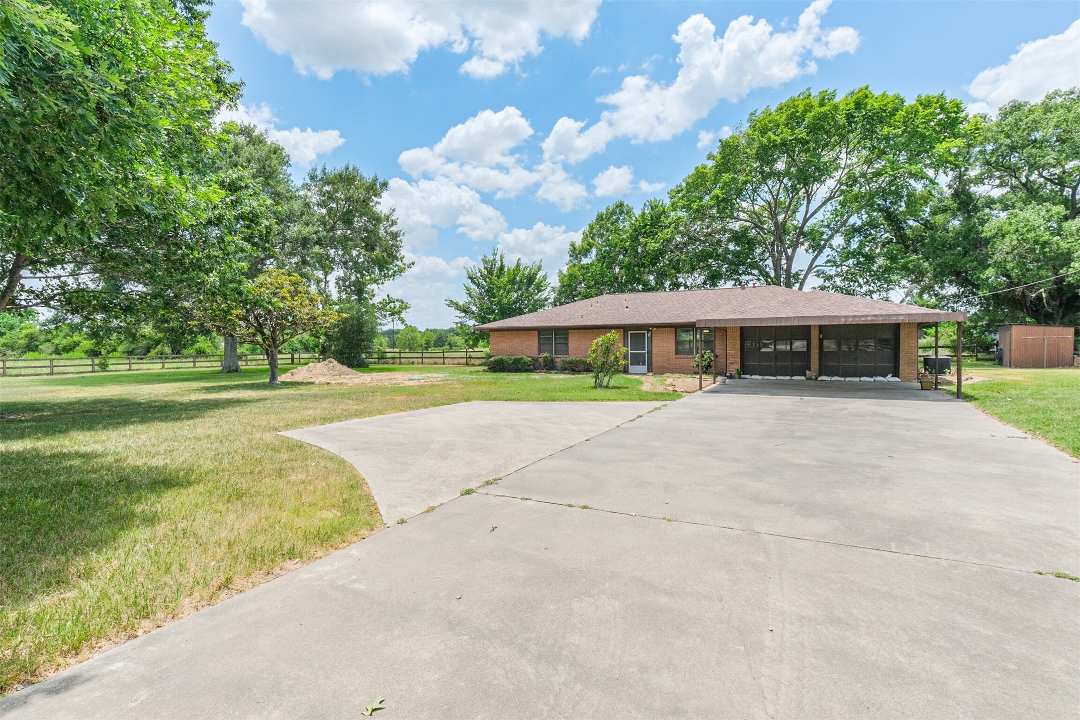 18211 Mueschke Road Property Photo 1