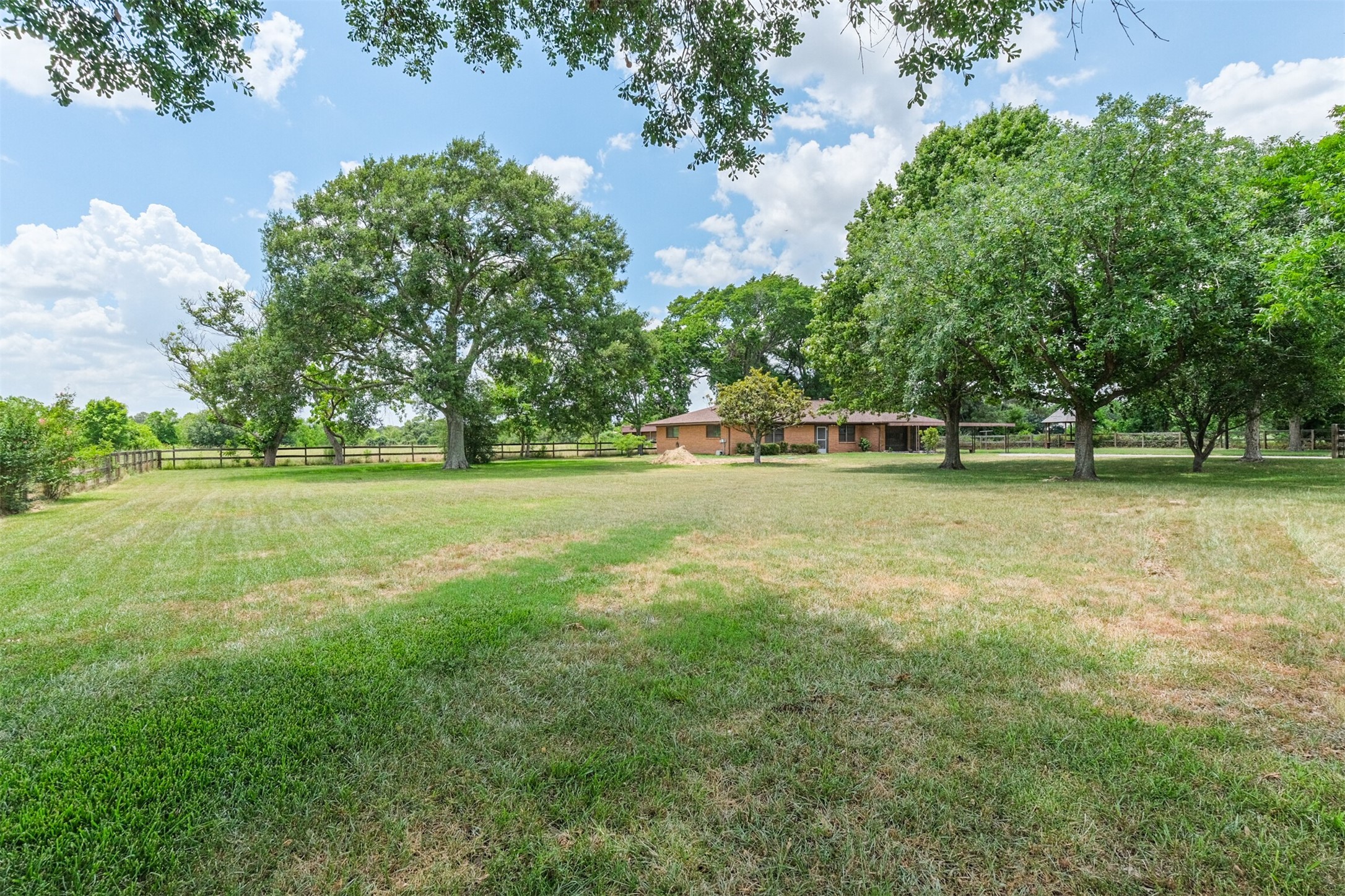 18211 Mueschke Road Property Photo 6