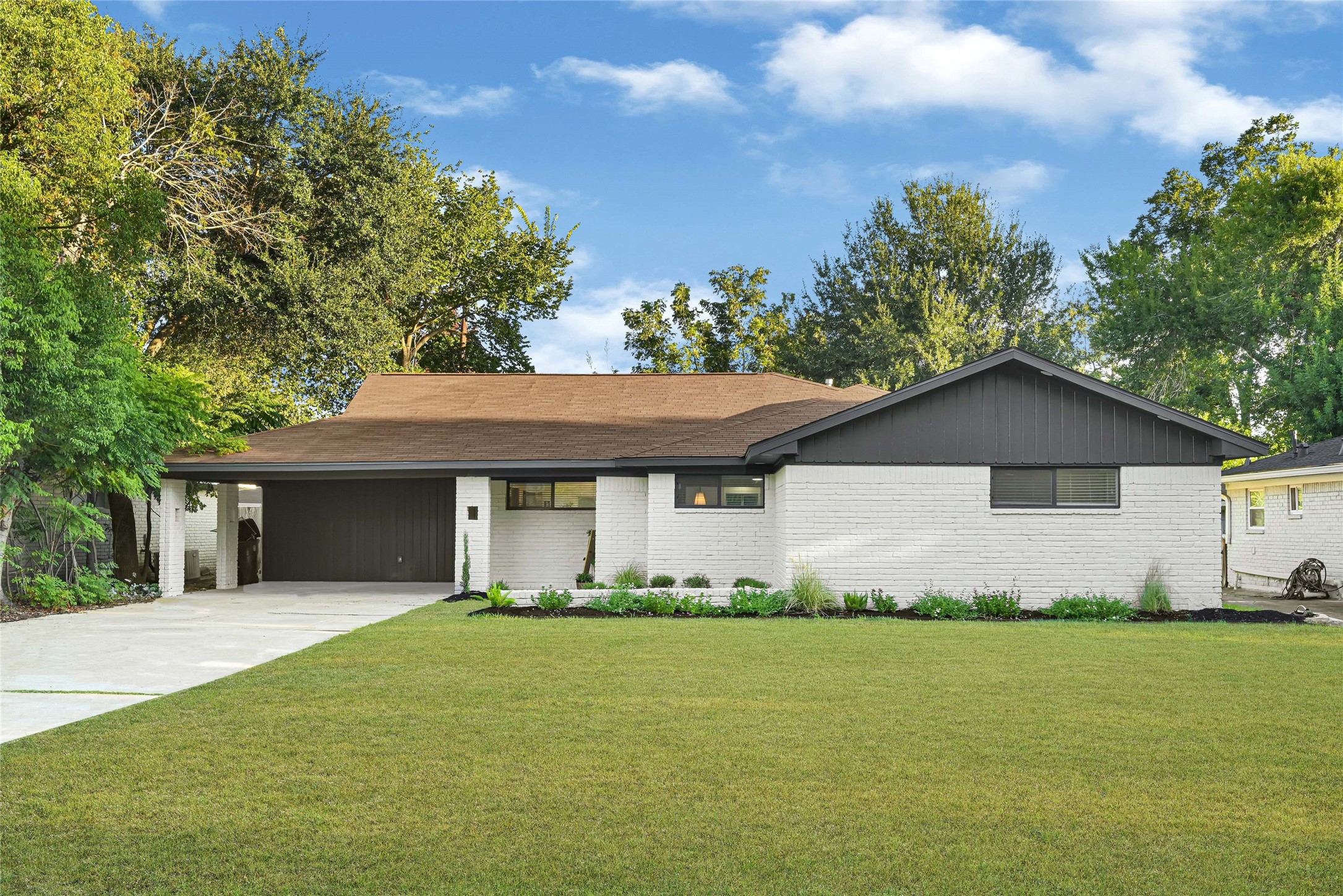 4834 Spellman Road Property Photo 1