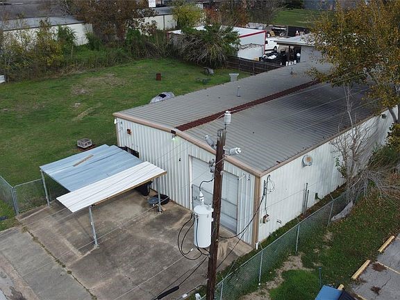 6543 Ledbetter Street Property Photo