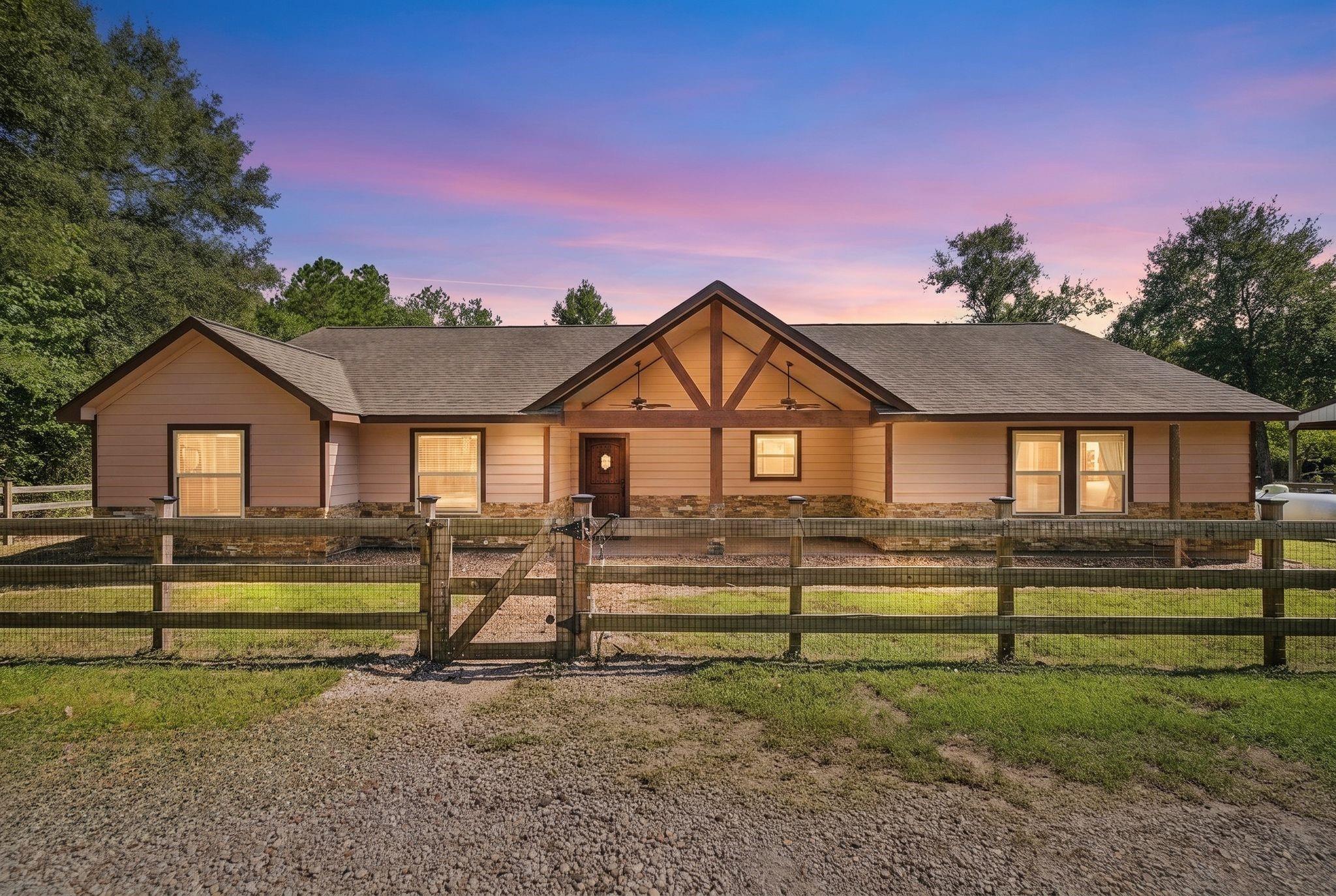 7049 Pine Shadows Road, Cleveland Tx 77328 Property Photo 1