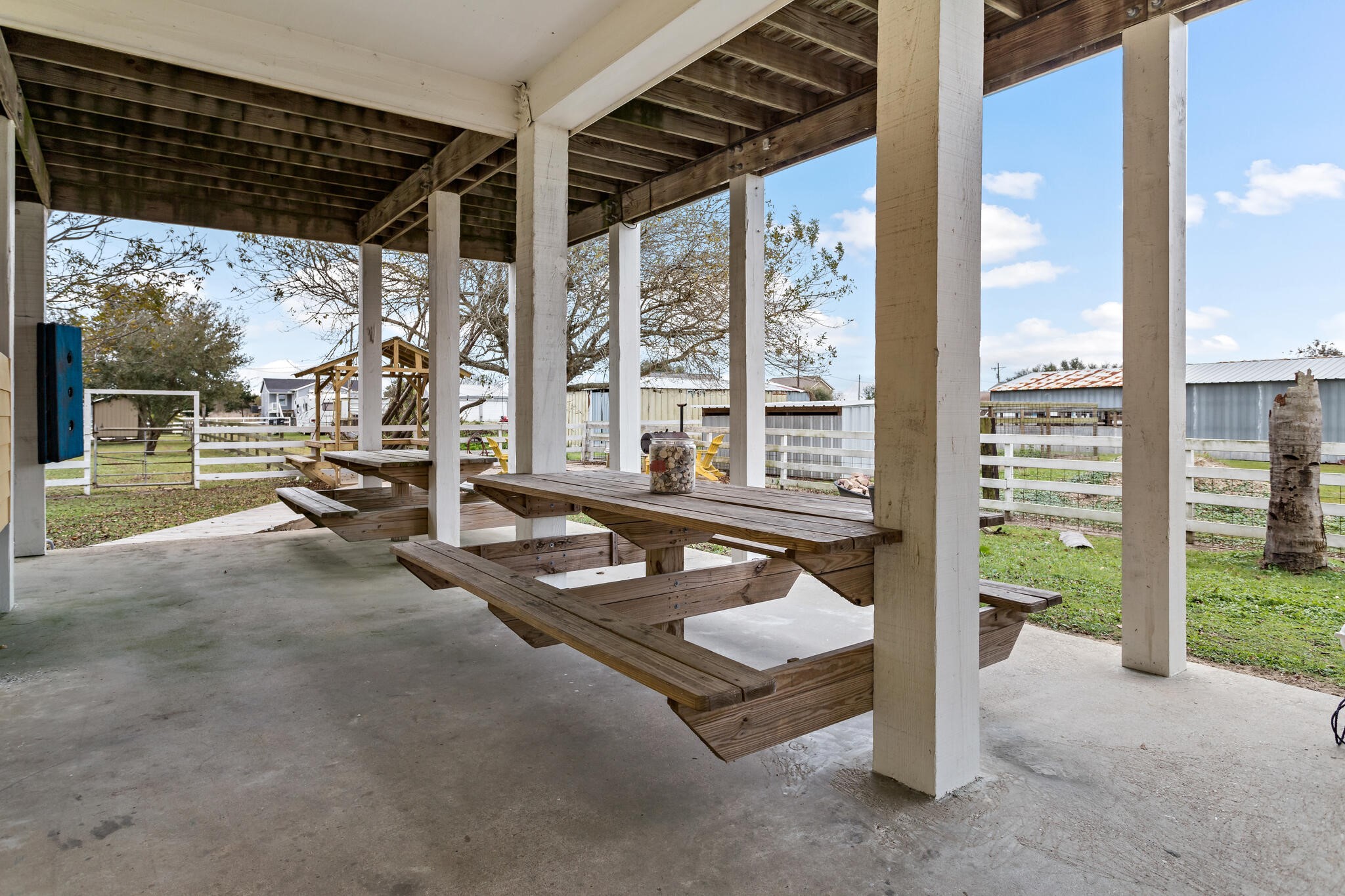 1216 Overton Avenue Property Photo 41