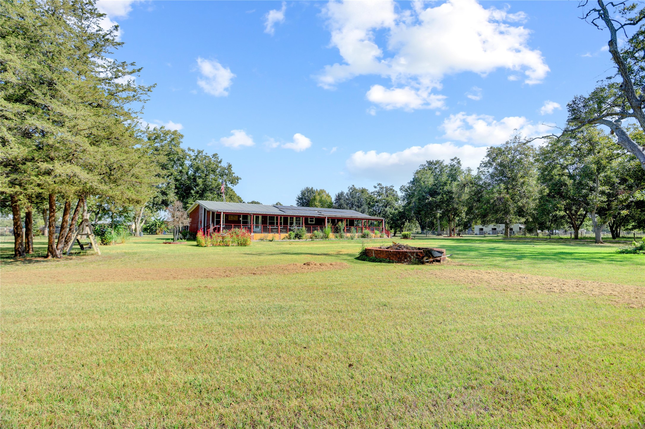11935 County Road 160 Property Photo 7