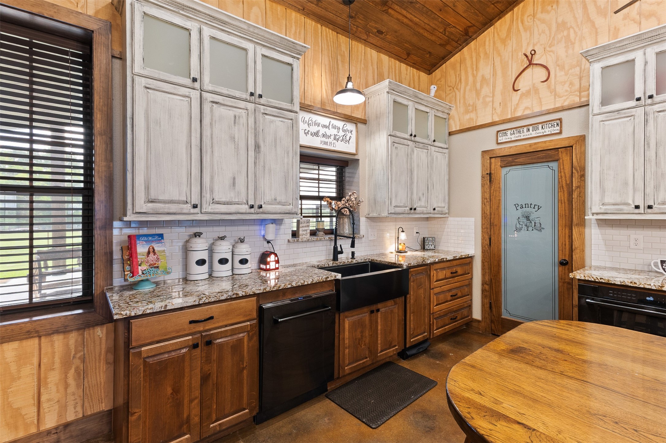 1402 Eagle Ferry Road Property Photo 9