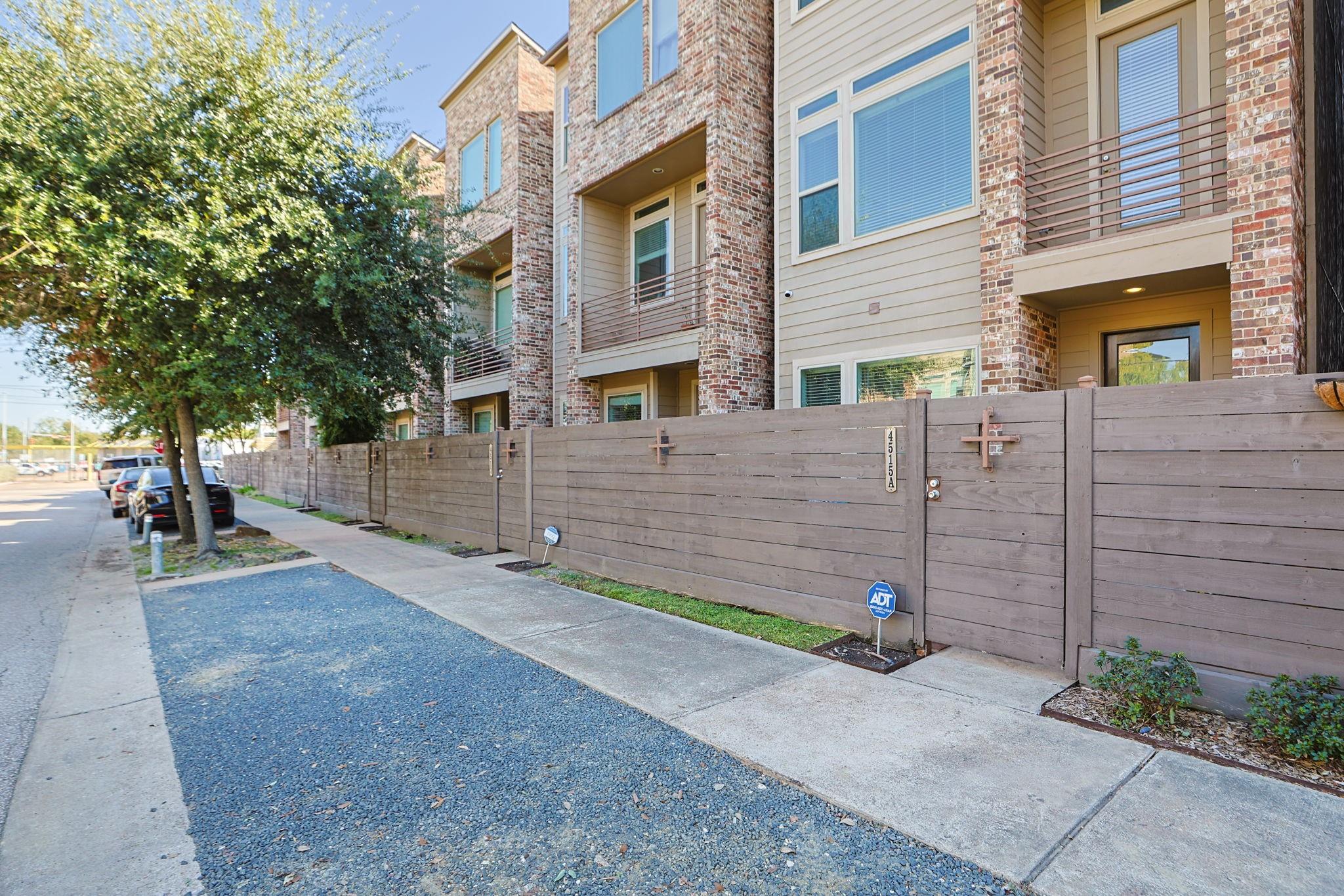 4515 Cornish Street # A, Houston Tx 77007 Property Photo 1