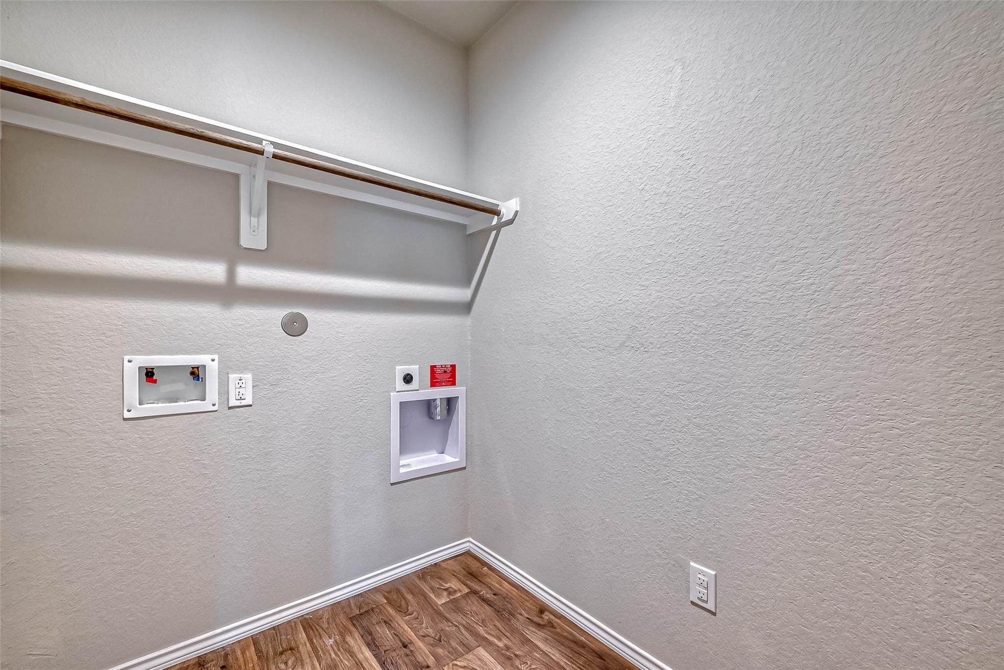 14122 Silver Falls Court Property Photo 14