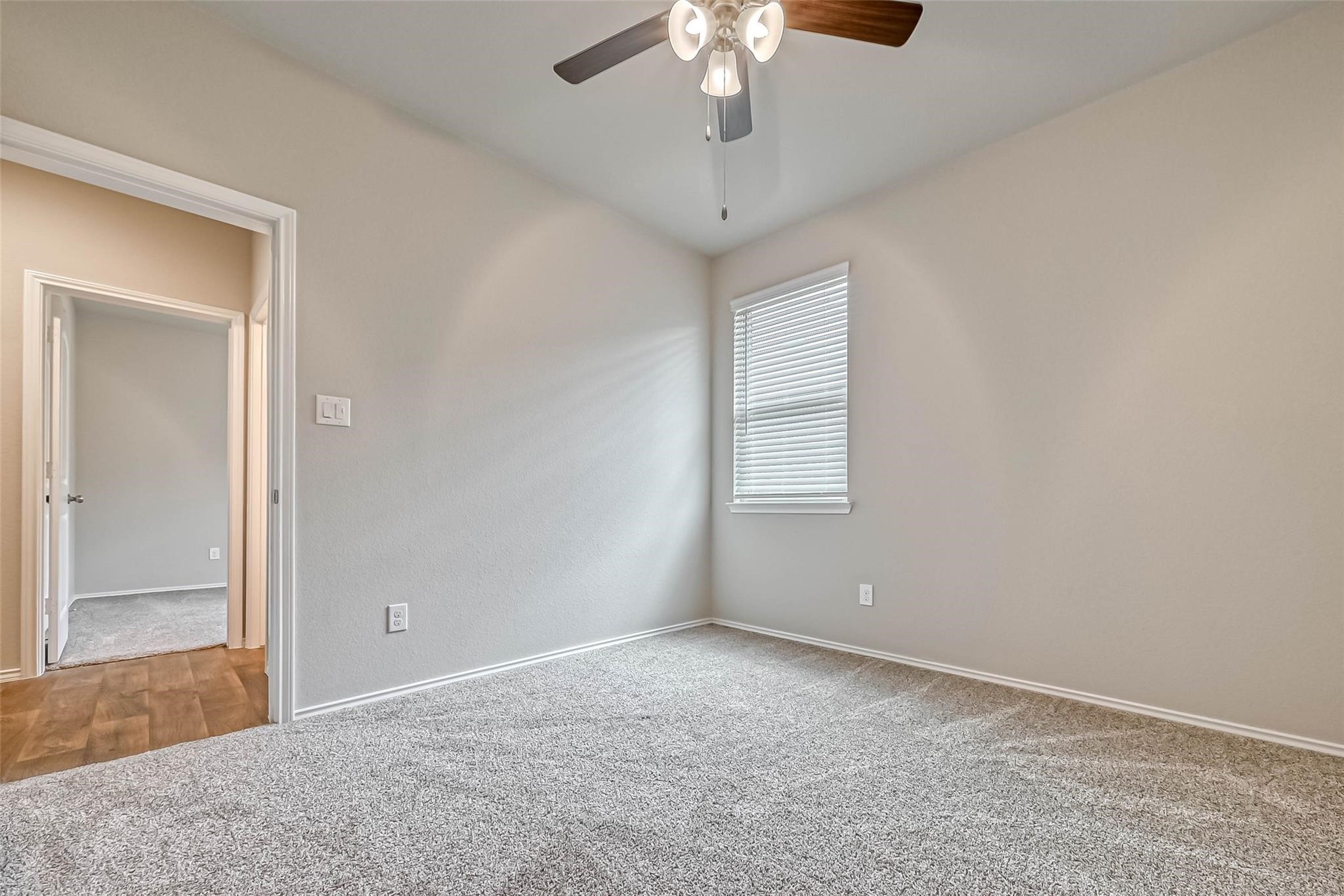 14122 Silver Falls Court Property Photo 20