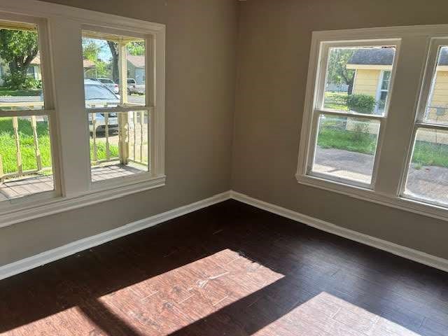 2113 3rd Avenue N Property Photo 3