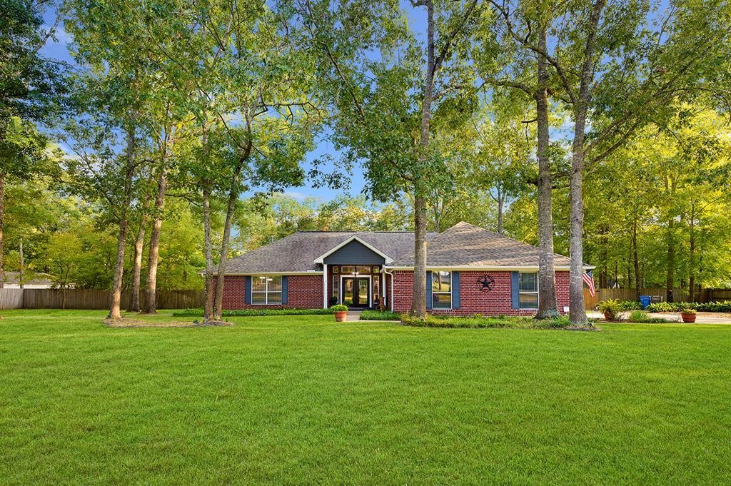 302 Southern Trace Property Photo 1