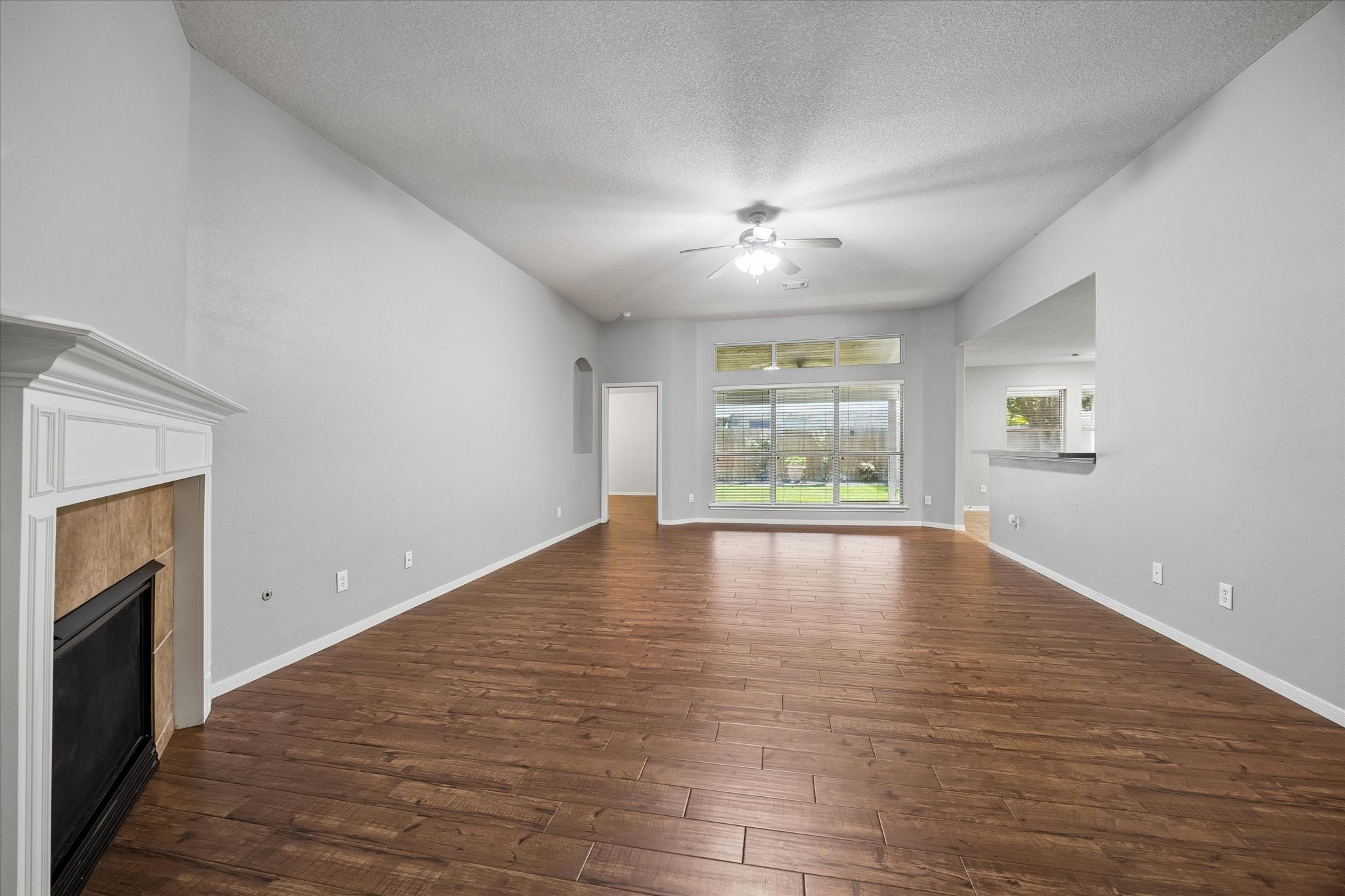 18511 Water Scene Trail Property Photo 2