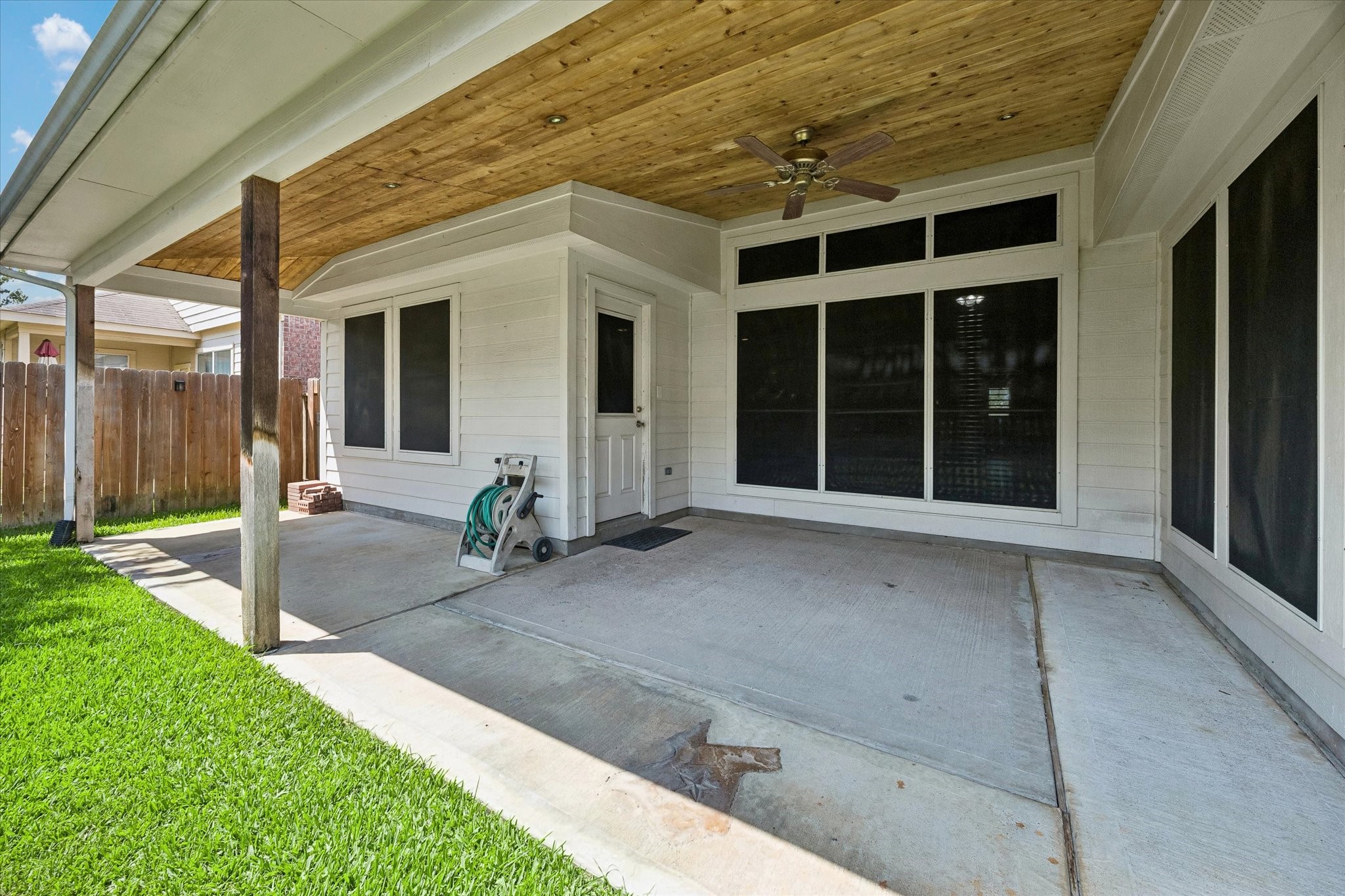 18511 Water Scene Trail Property Photo 22