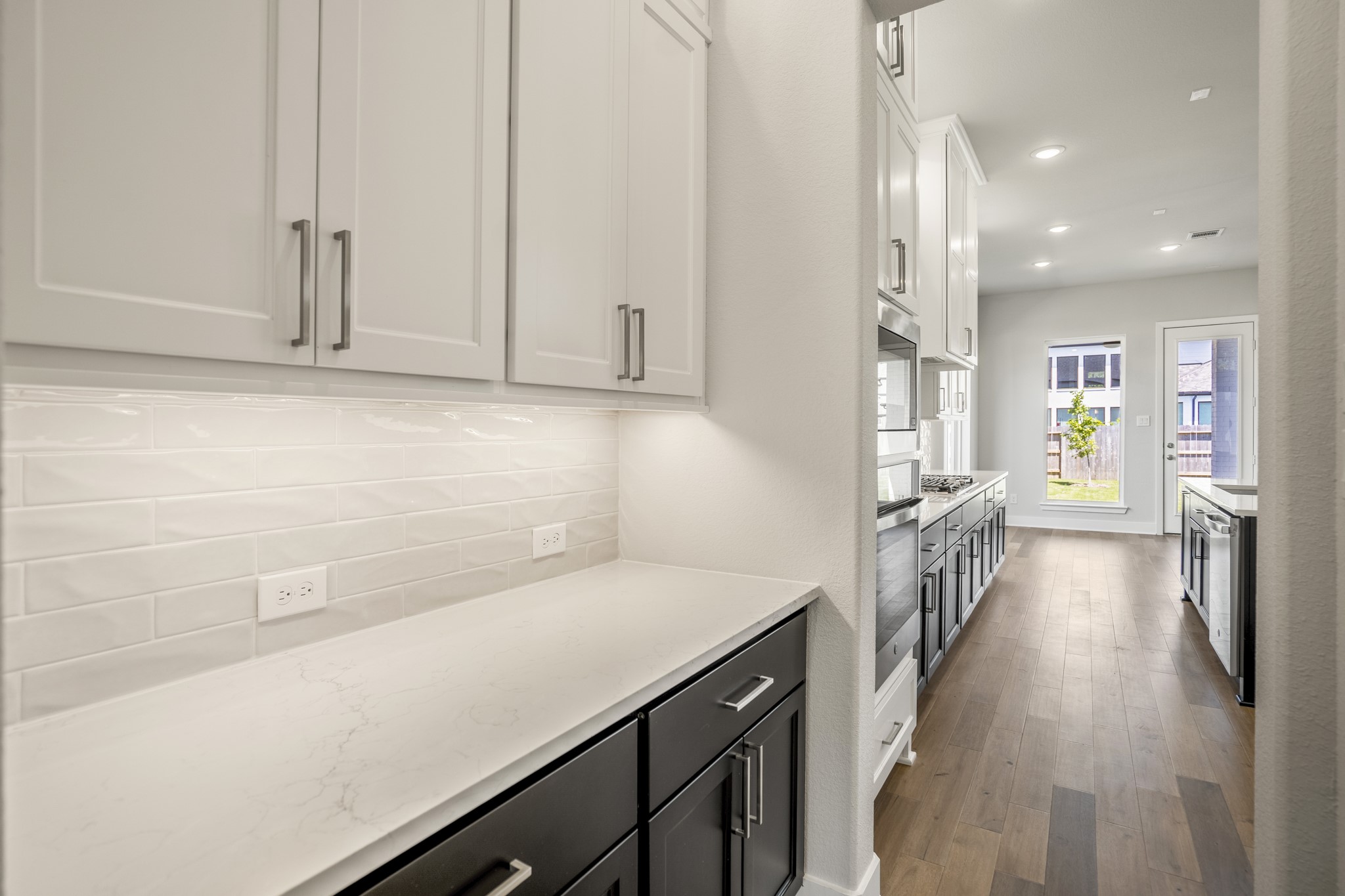 15715 Dandelion Dreams Street Property Photo 10