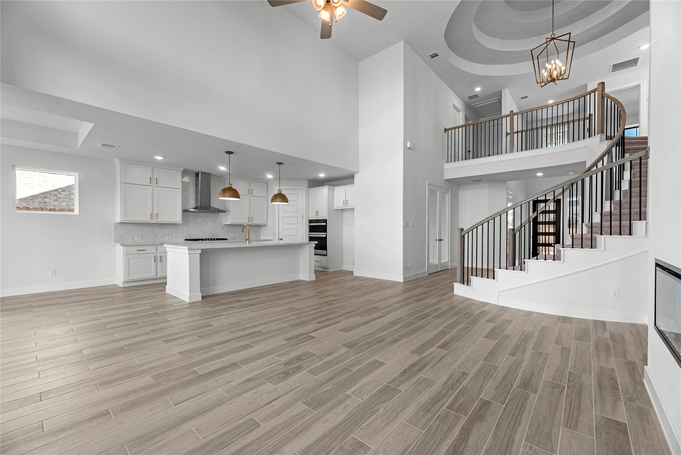 5010 Nesbit Path Property Photo 4
