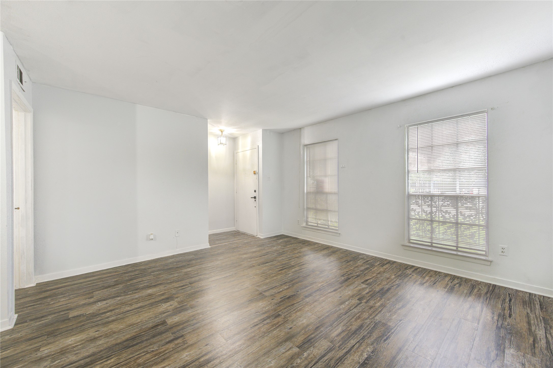 6723 Tarnef Drive 723 Property Photo 6