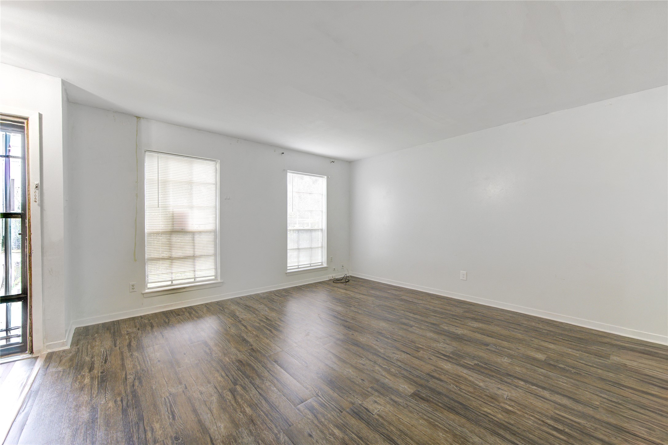 6723 Tarnef Drive 723 Property Photo 8