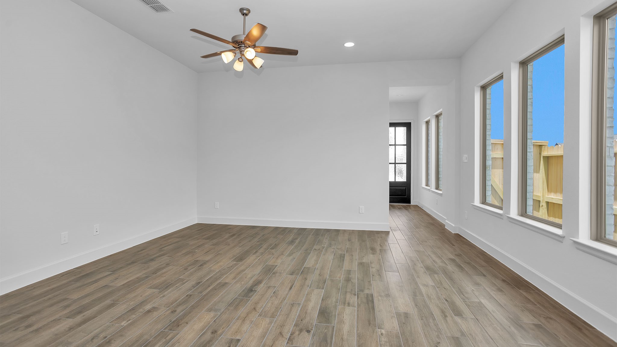 2851 Orange Leaf Drive Property Photo 4