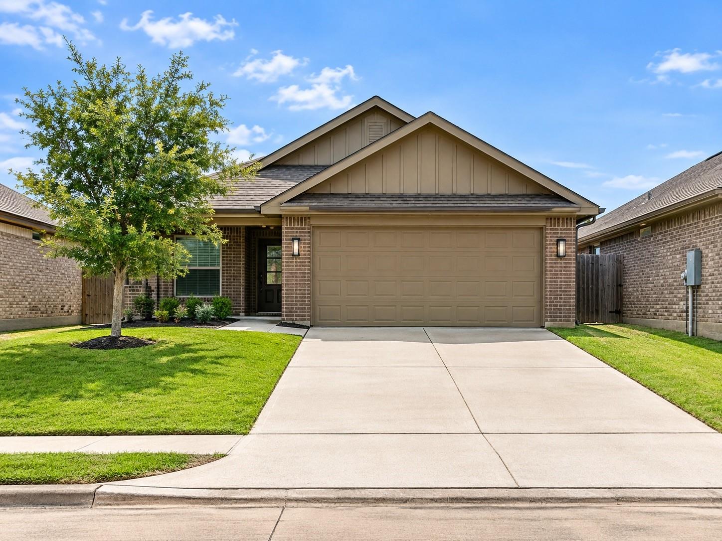 5214 Monarch Belle Lane, Katy TX 77493 Property Photo 1