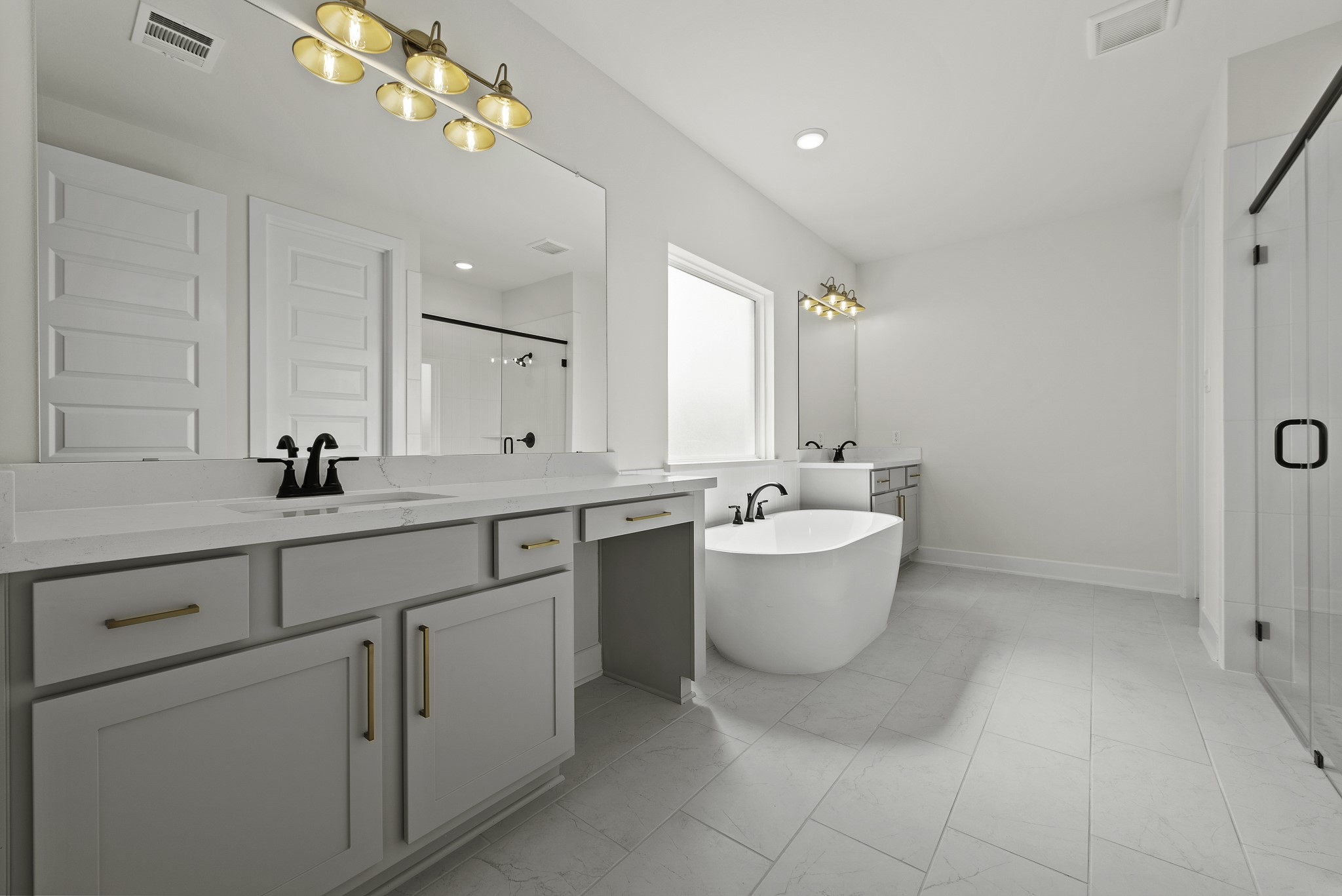 5015 Benton Woods Trail Property Photo 10