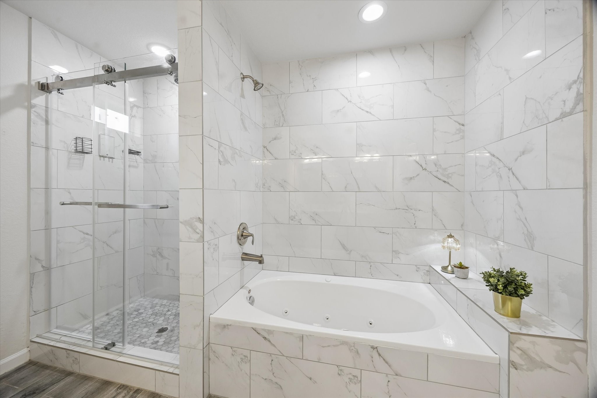 1007 E 32nd Street Property Photo 17