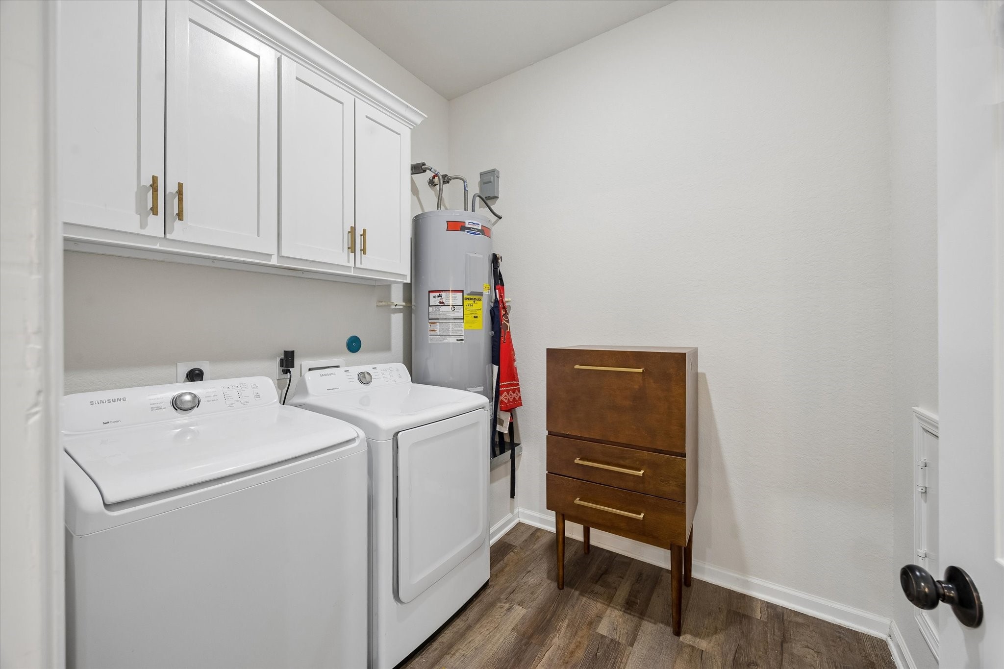 1007 E 32nd Street Property Photo 24