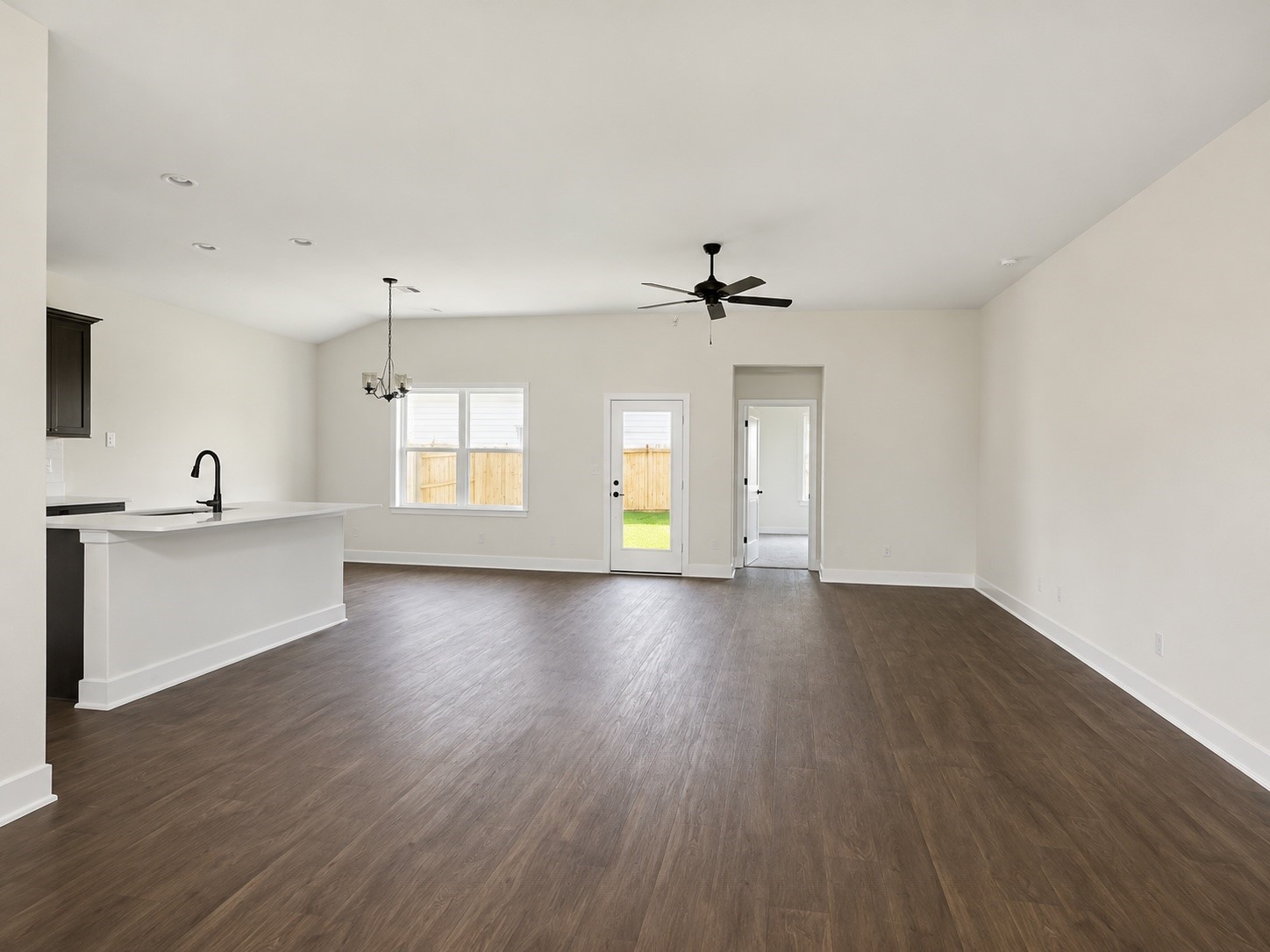 2217 S Post Oak Circle S Property Photo 2